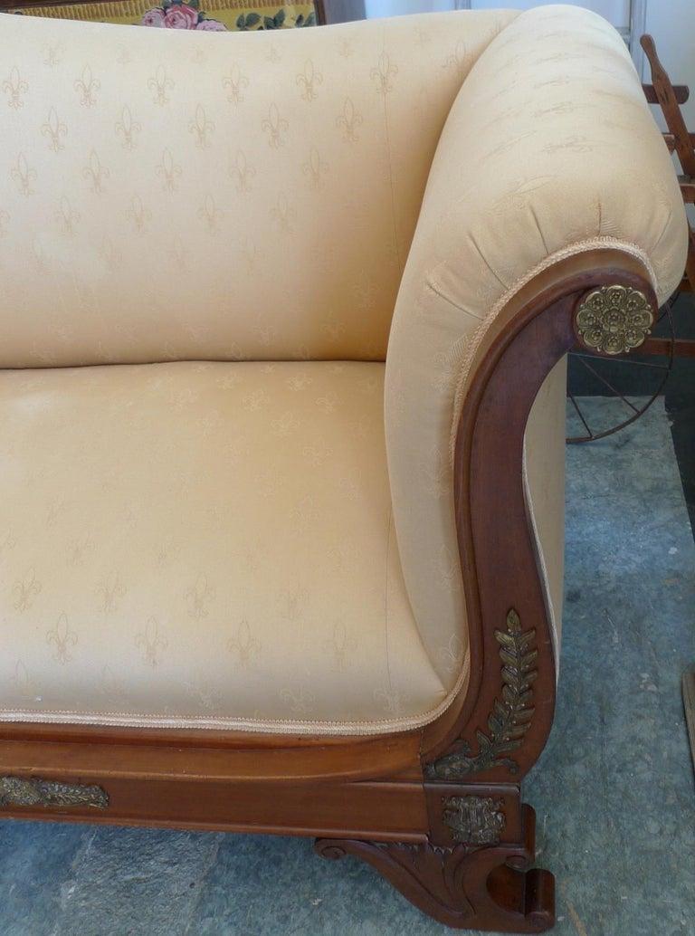 French xix Empire Walnut Chaise Lounge Reupholstered with Vintage Fabric 1