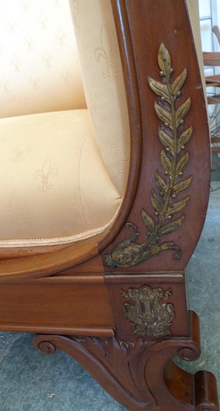 French xix Empire Walnut Chaise Lounge Reupholstered with Vintage Fabric 3