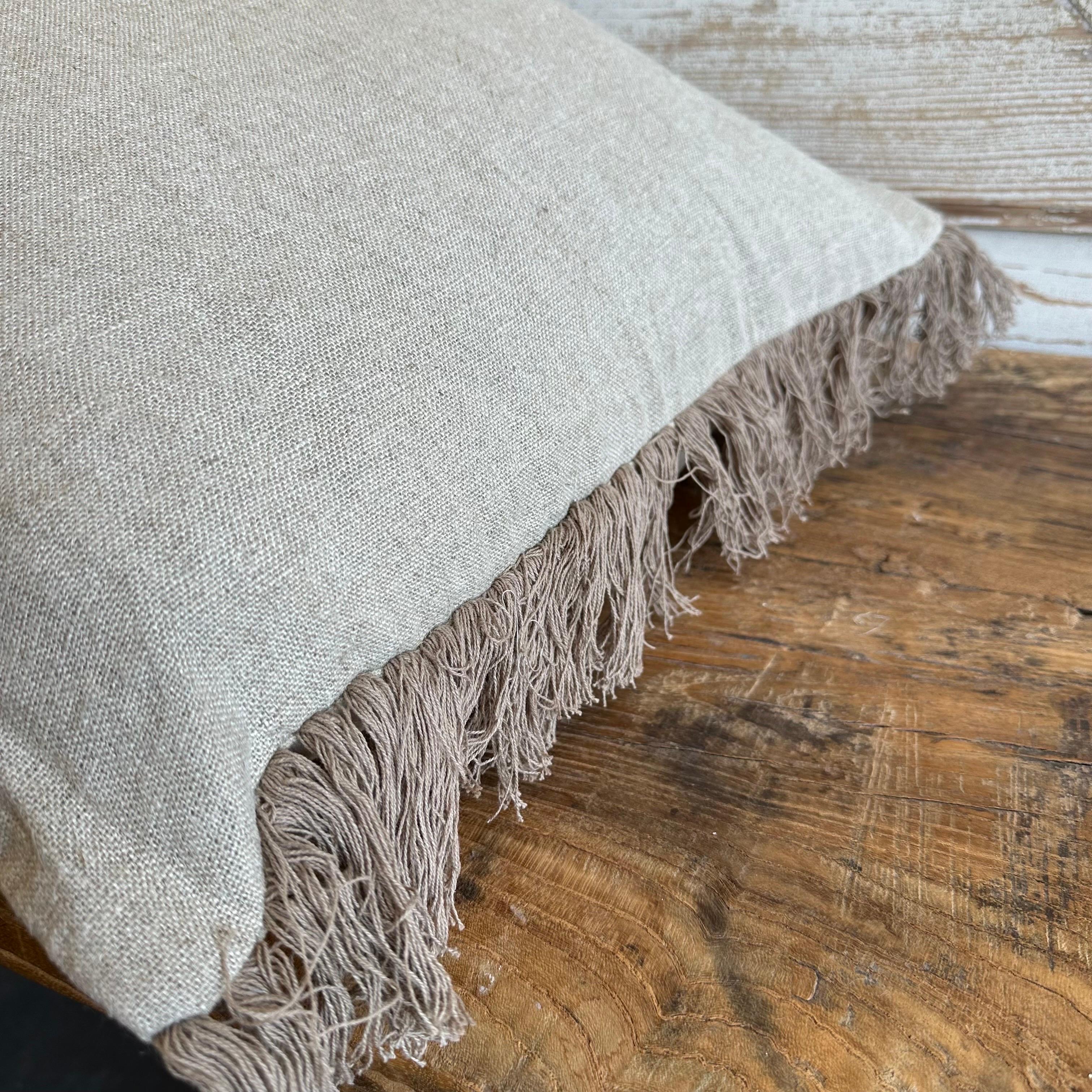 Made in France
Natural linen lumbar, XL king size with zipper closure.
Down insert not included. Please choose insert upon check out.
Size: 21x43x8
Natural linen face with fringe edges, the backing is a natural cotton fabric that coordinates