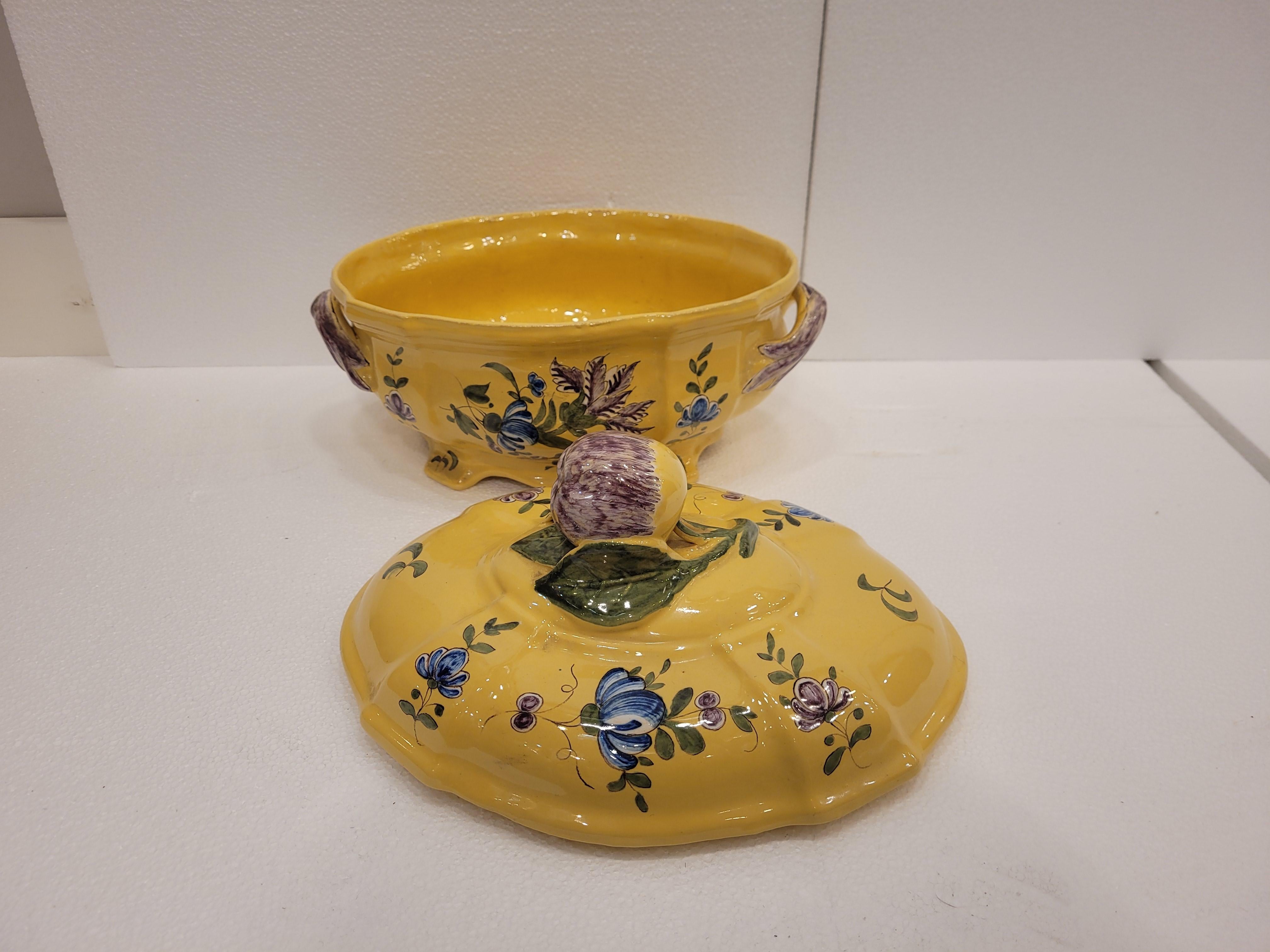 French Yellow and blue Ceramic Tureen or centrepiece Montpellier For Sale 6