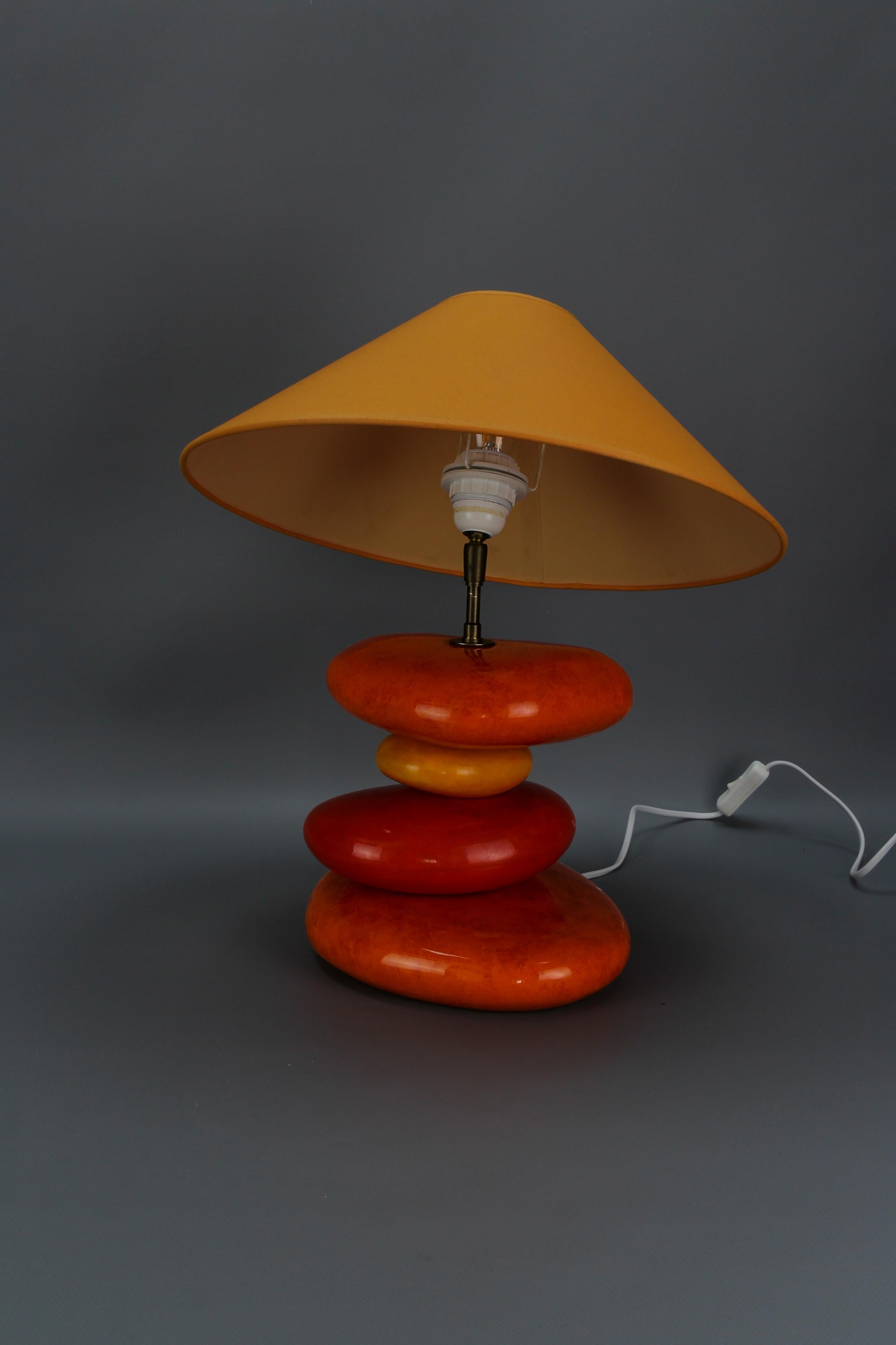 Französische Keramik-Tischlampe von François Châtain, gelb und orange glasiert im Angebot 9