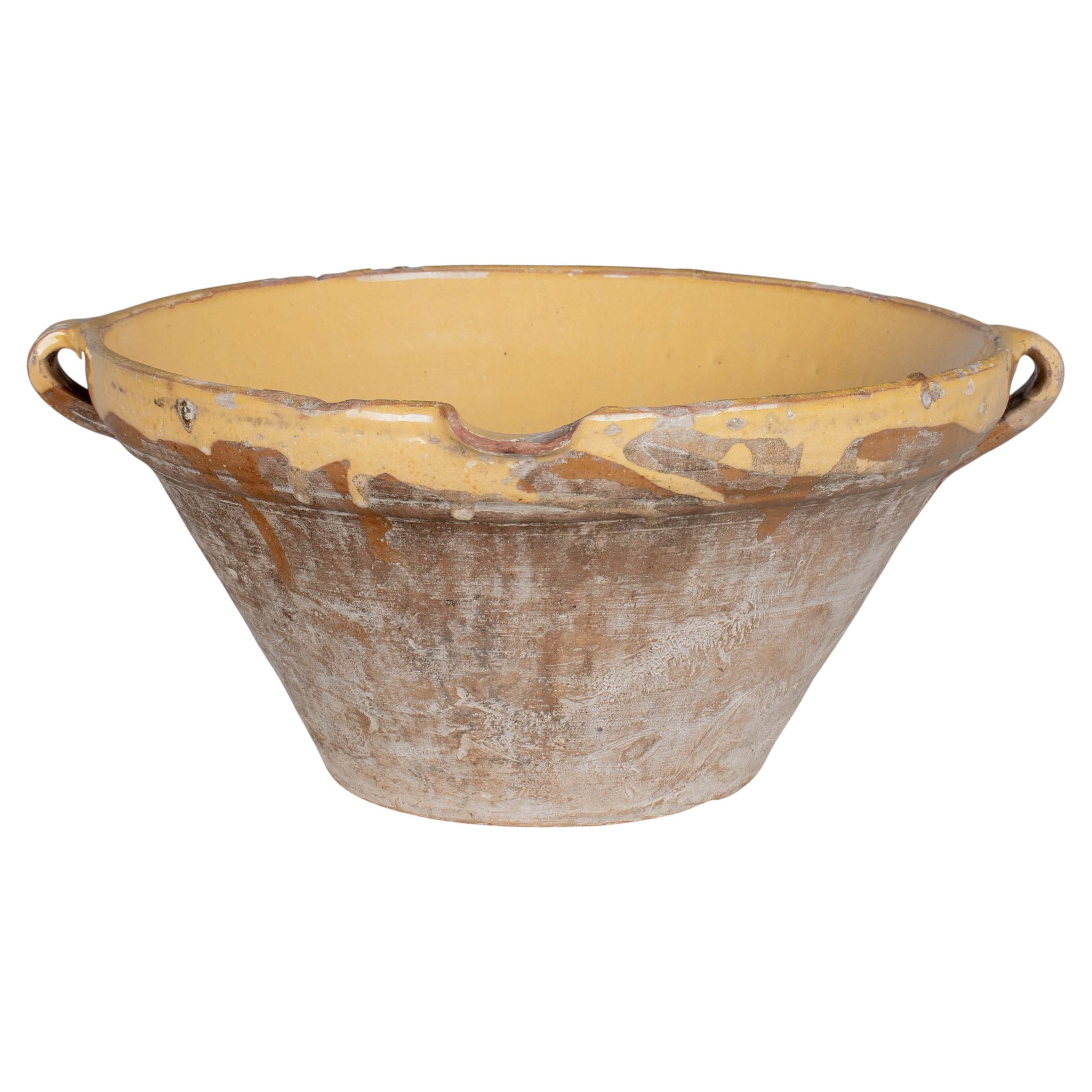 What are small clay lamps called?