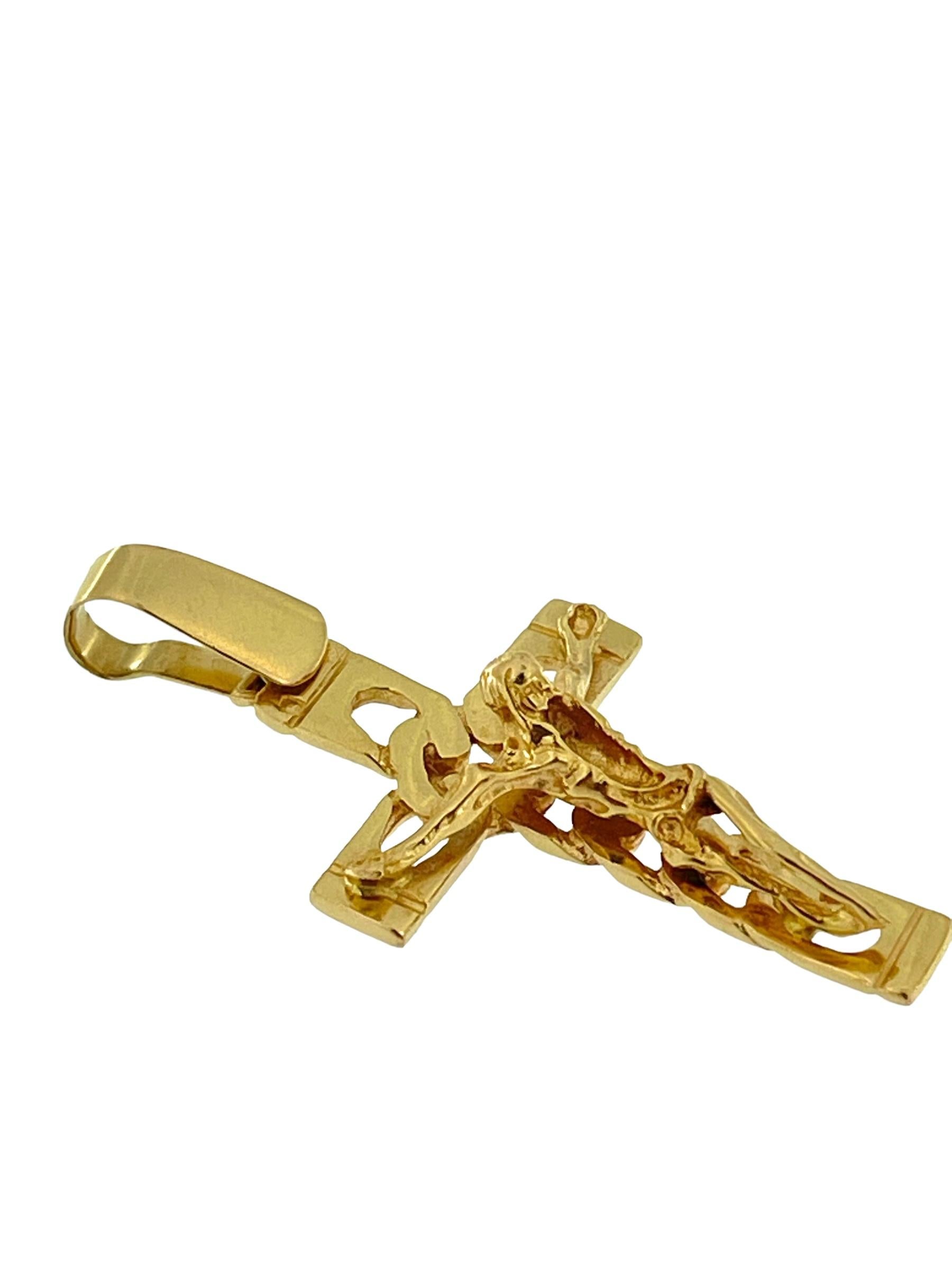 catena d'oro con crocifisso