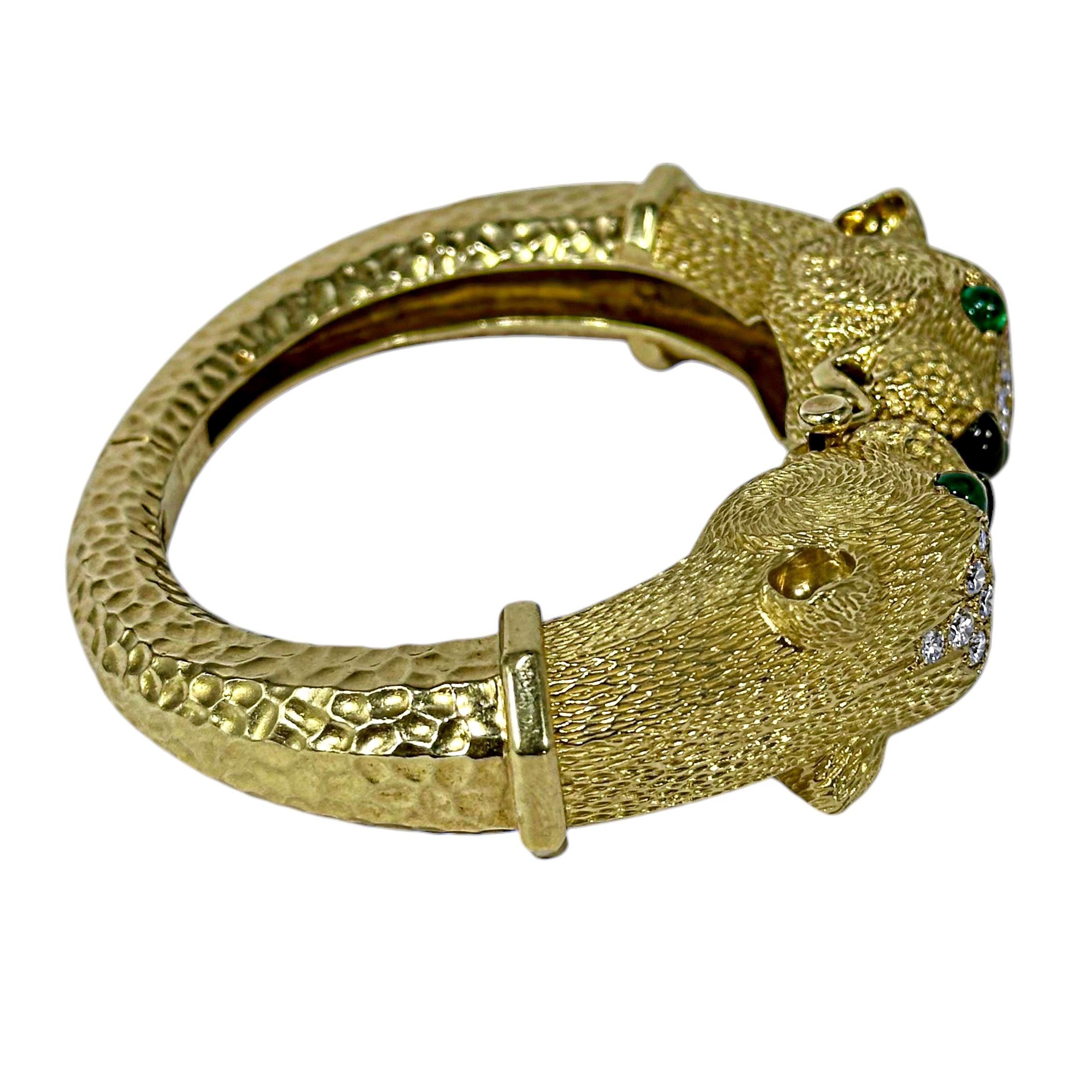 Emerald Cut French Yellow Gold & Diamond Big Cat Double Head Cuff Bracelet With Emerald Eyes For Sale