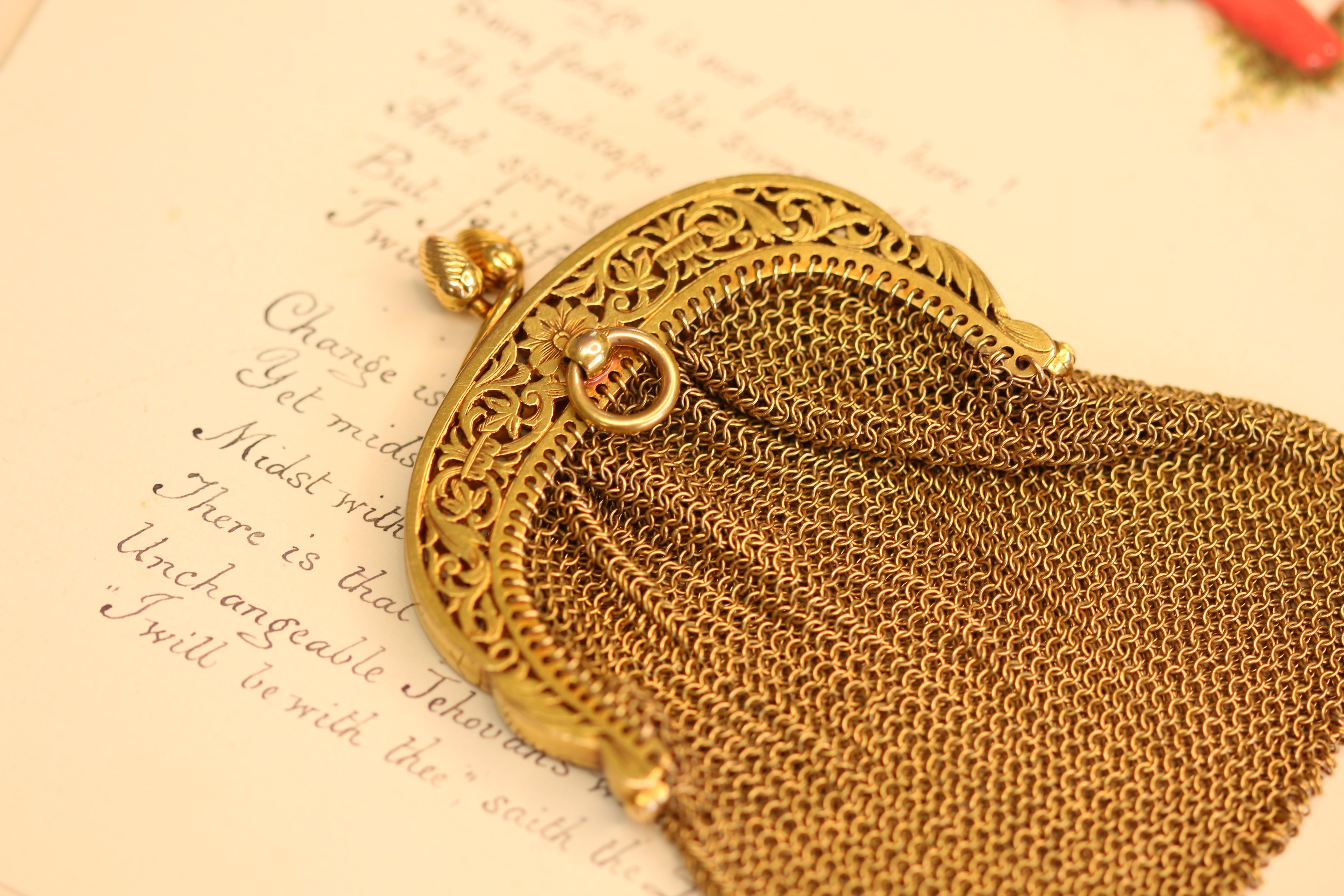 French Yellow Gold Mesh Purse In Excellent Condition In Banbury, GB