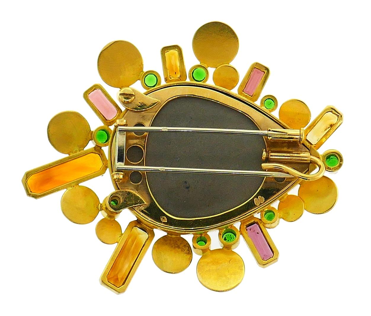 Mixed Cut French Yellow Gold Pendant Pin Brooch Clip by Christine Escher Ammolite Garnet For Sale