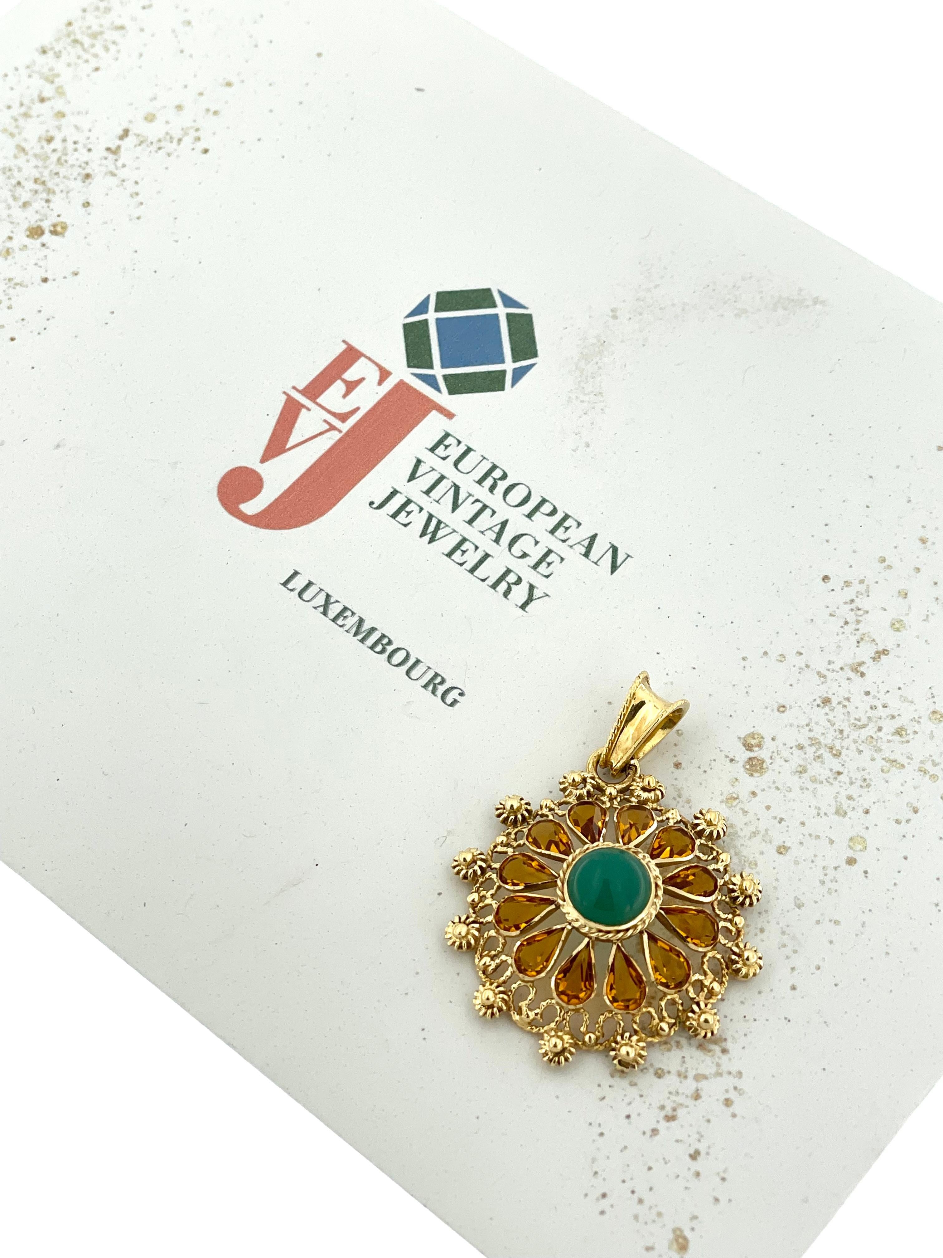Pendentif français en or jaune avec citrines et chrysoprase en vente 4