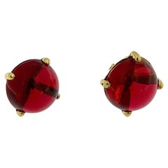 Clous d'oreilles françaises en or jaune avec verre rouge