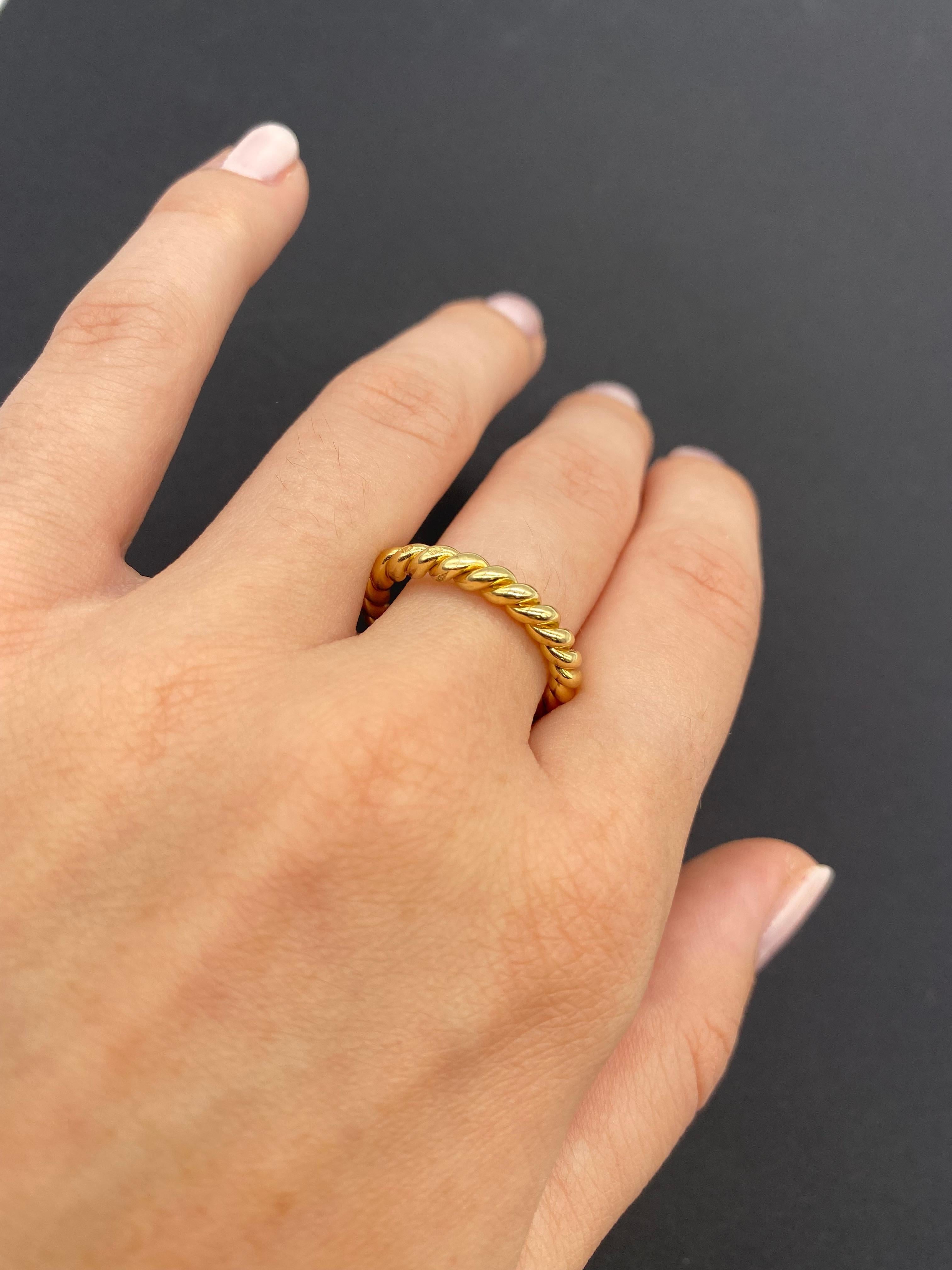 Modern French Twisted Ring Yellow Gold 18 Karat For Sale