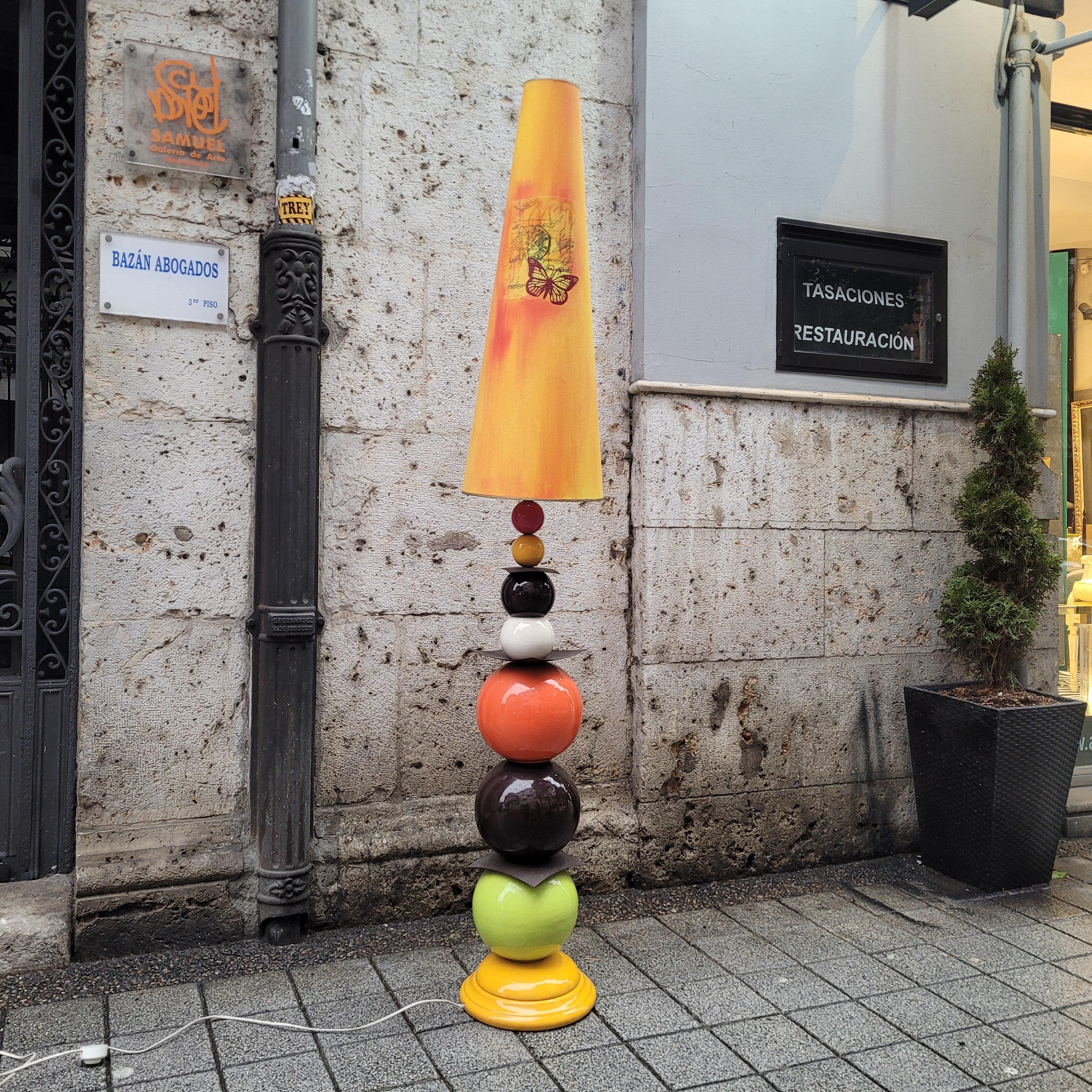 French yellow orange black floor lamp in glazed ceramic, After Chatain In Good Condition In Valladolid, ES