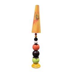 Französische gelb-orange-schwarze Stehlampe aus glasierter Keramik, nach Chatain
