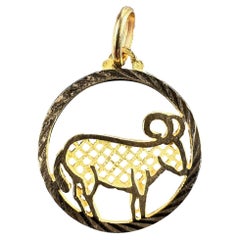 French Zodiac Capricorn Starsign 18K Yellow Gold Charm Pendant