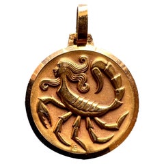 18 Karat Gelbgold Charm-Anhänger mit Sternzeichen, Tierkreiszeichen und Sternzeichen