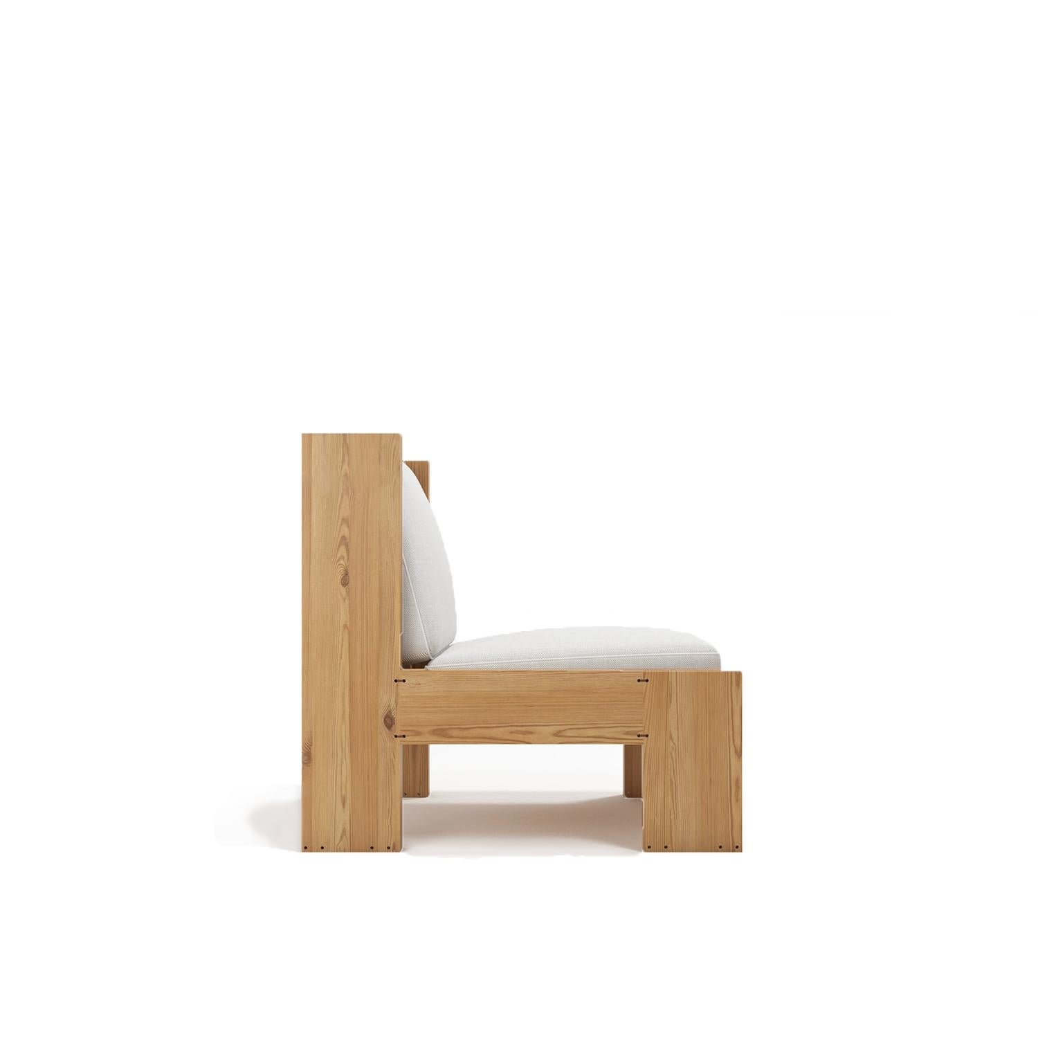 Indulge in comfort with the Frenzo chair. Upholstered with calming fabric, this chair also features a massive oak frame for superior support. Relax and enjoy an unbeatable seating experience.

All Tektōn pieces are made of natural massive