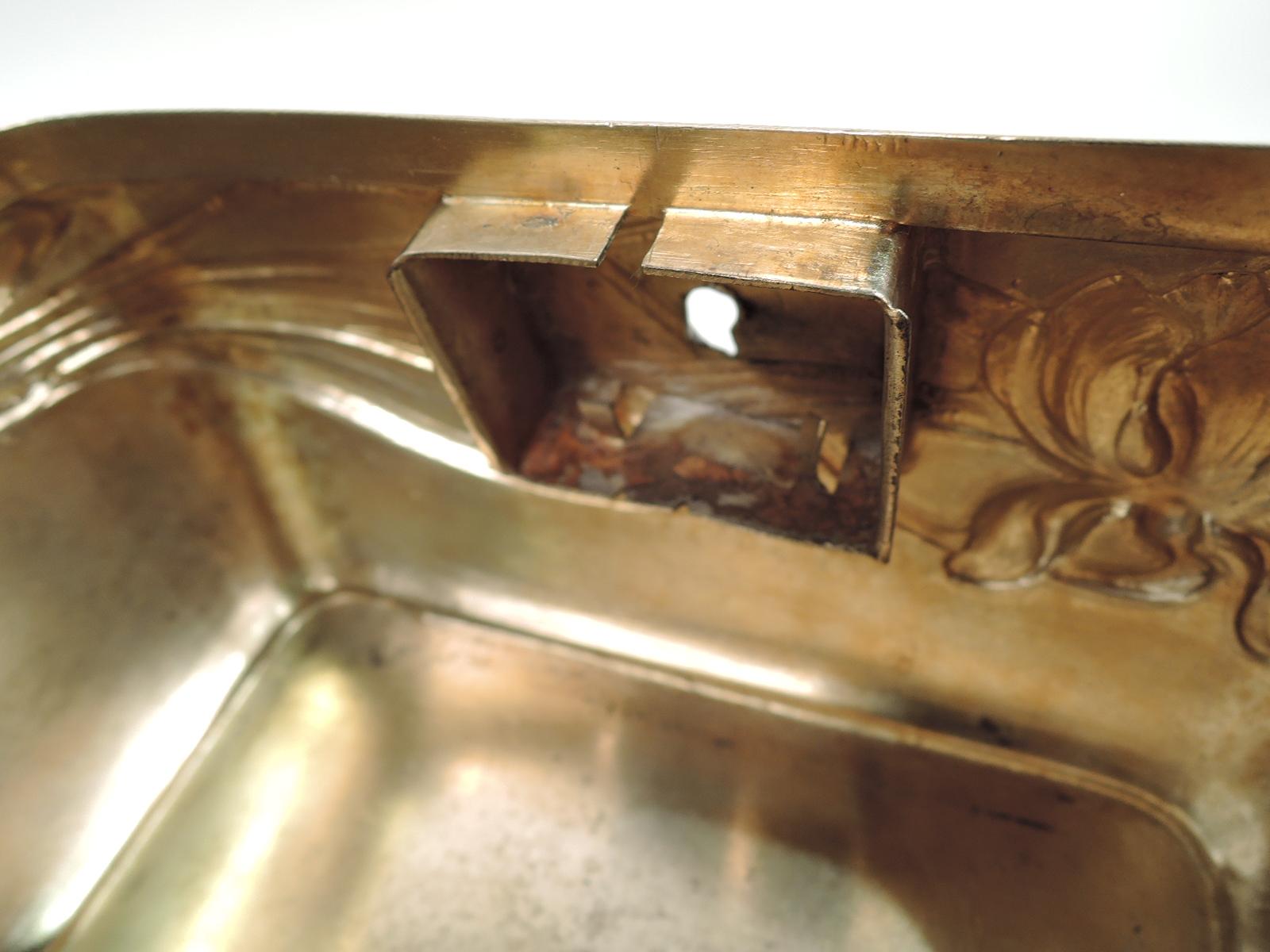 Fresh and Pretty Austrian Art Nouveau Silver Keepsake Casket Box For Sale 2