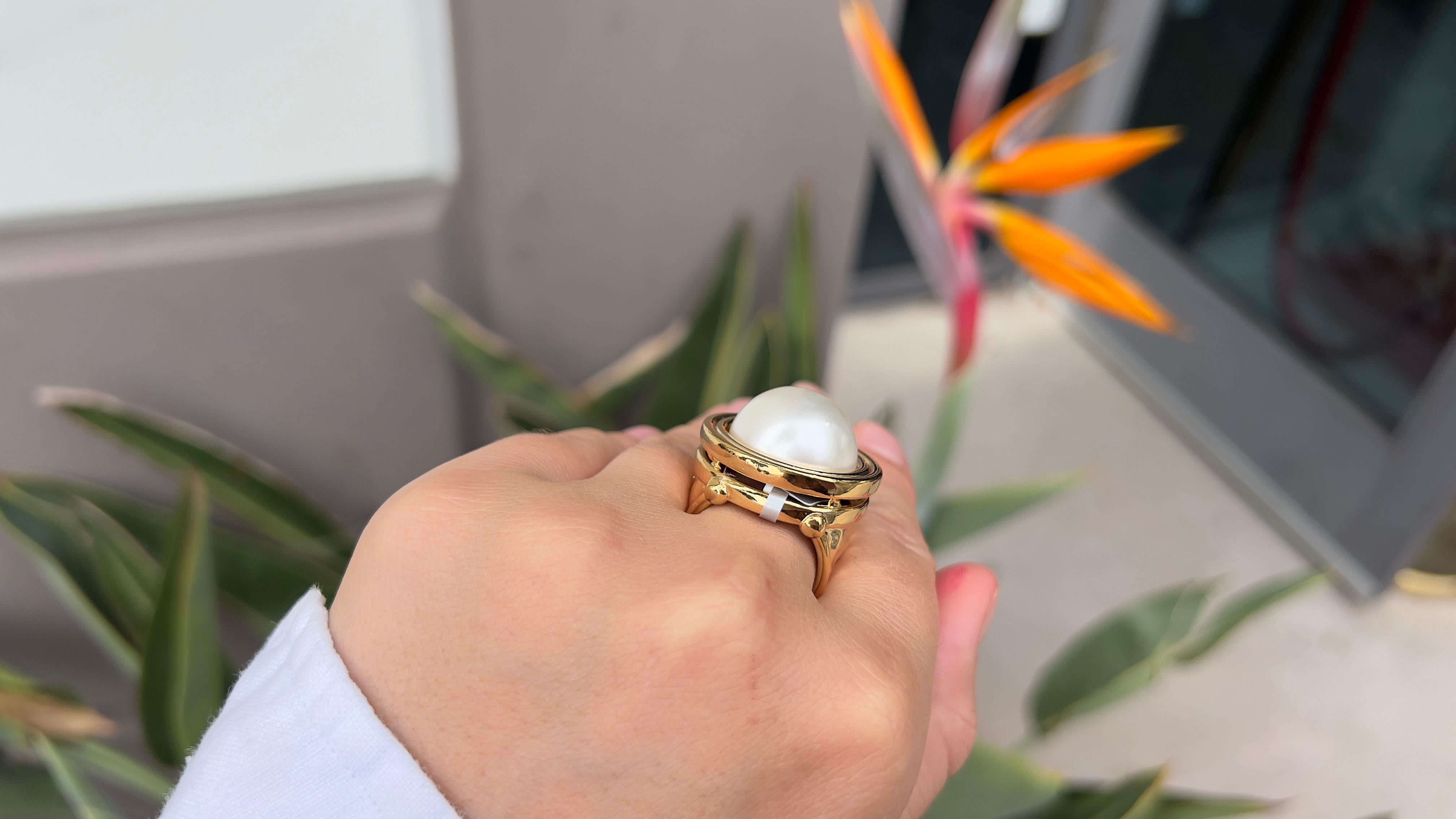 Round Cut Fresh Water Pearl 18K Gold Plated Ring Italian Made For Sale