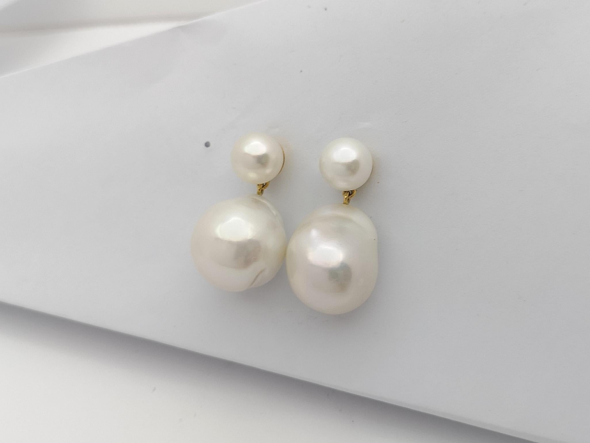 Contemporary Fresh Water Pearl Earrings Set in 18 Karat Gold Settings For Sale