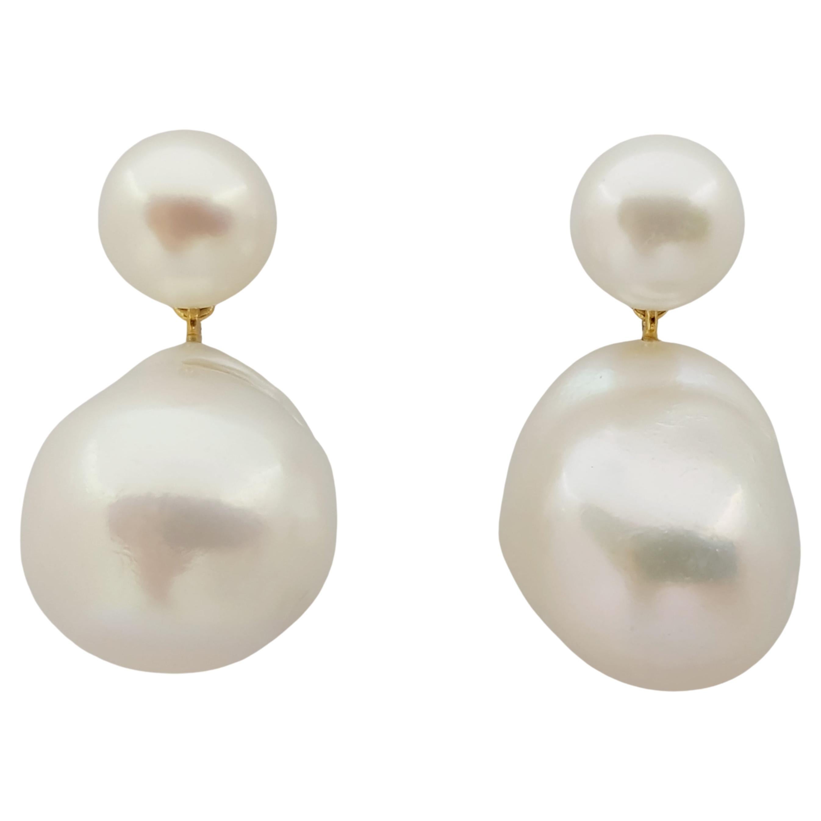 Fresh Water Pearl Earrings Set in 18 Karat Gold Settings For Sale