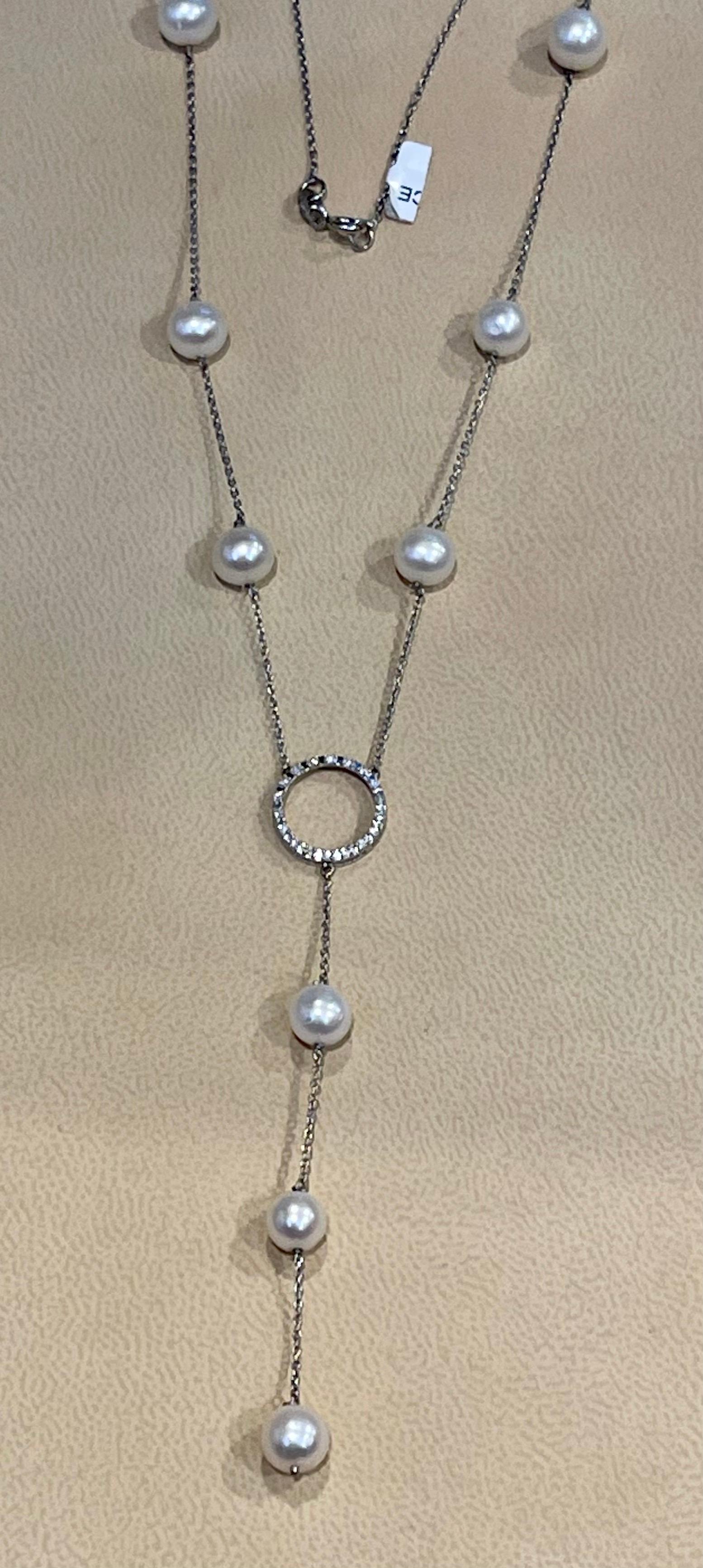 Taille ronde Perle d'eau douce  Collier en argent sterling et zirconia cubique en forme de Y, 22 