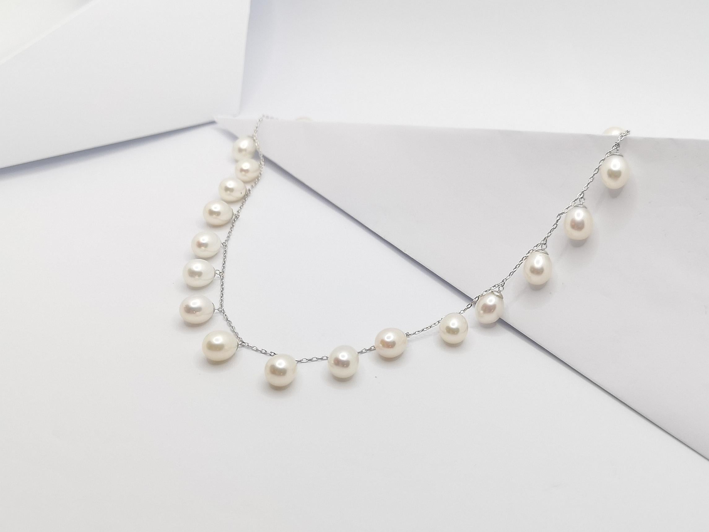 Women's Fresh Water Pearl Necklace Set in 18 Karat White Gold Settings For Sale