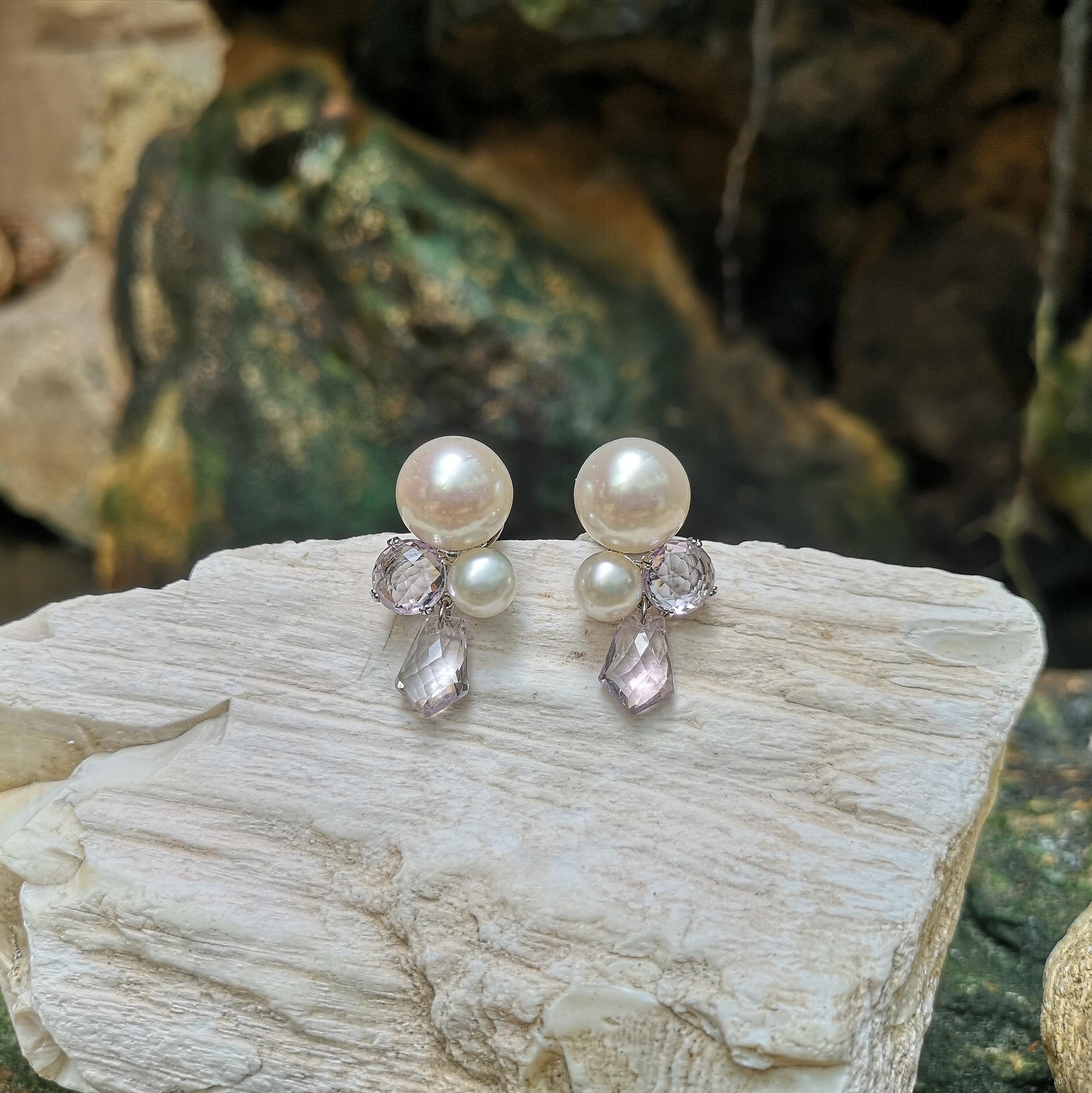 Boucles d'oreilles en or blanc 18 carats serties de perles d'eau douce et d'améthystes Neuf - En vente à Bangkok, TH