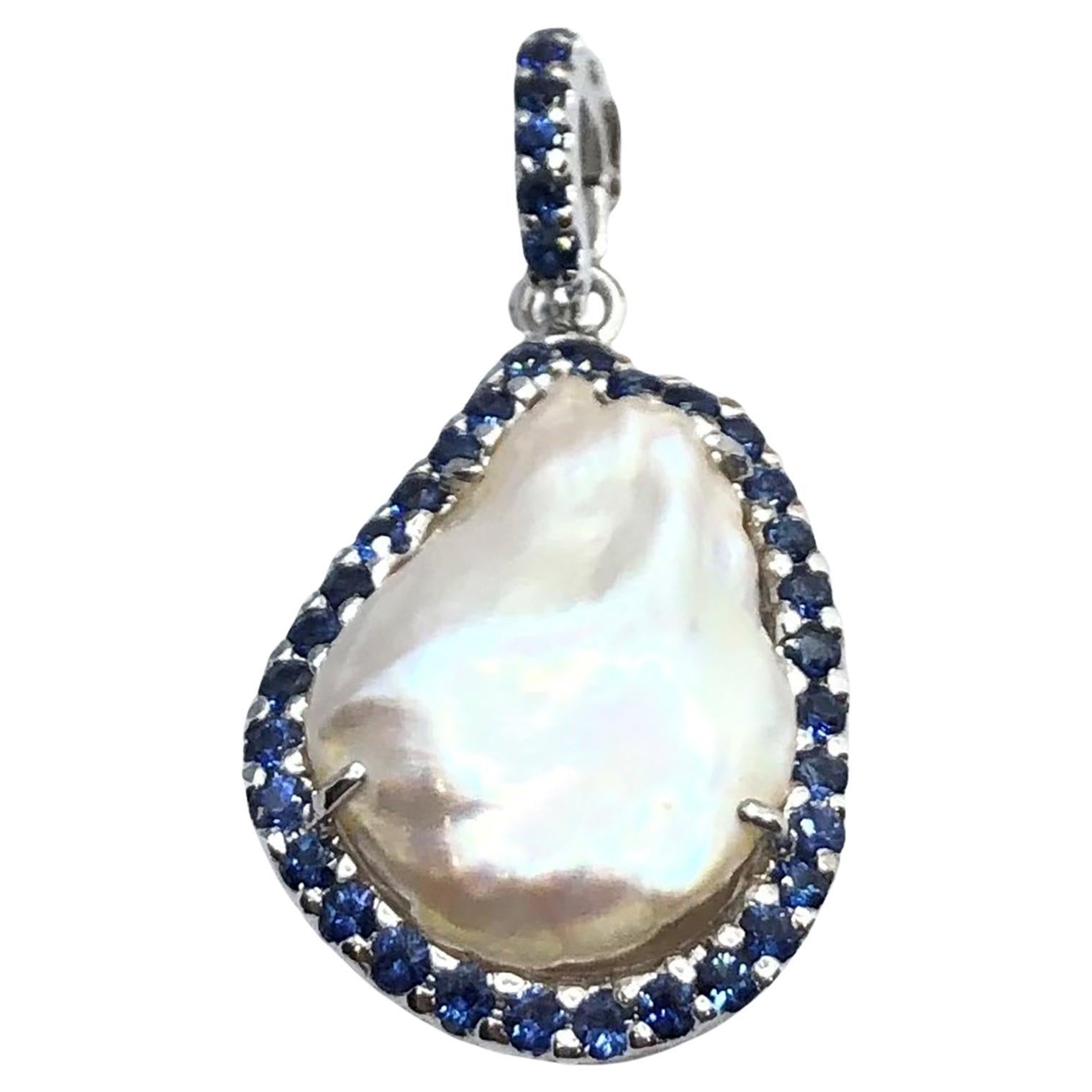 Fresh Water Pearl with Blue Sapphire Pendant Set in 18 Karat White Gold Settings For Sale
