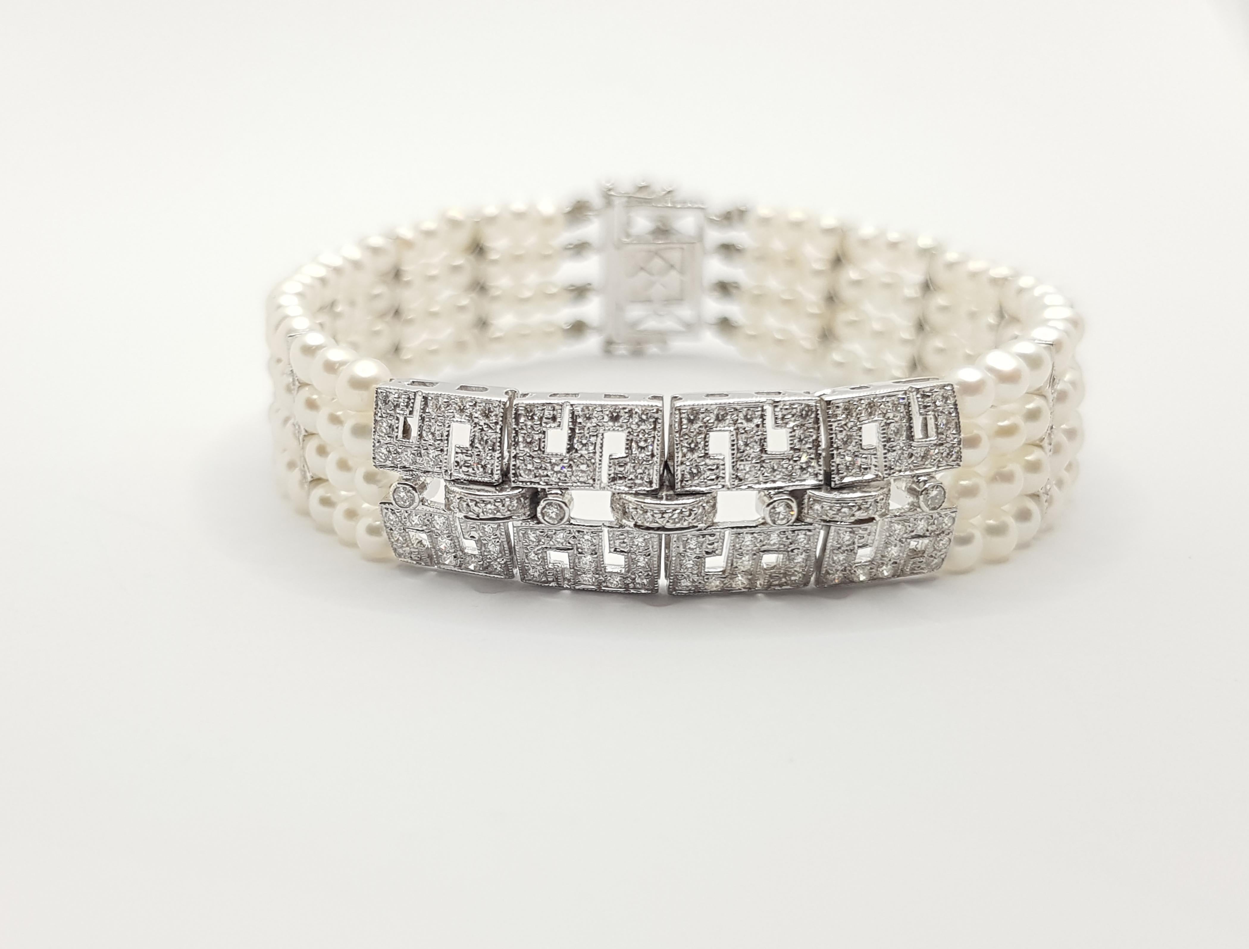 Fresh Water Pearl with Diamond 0.75 Carat Bracelet Set in 18 Karat White Gold Se For Sale 2