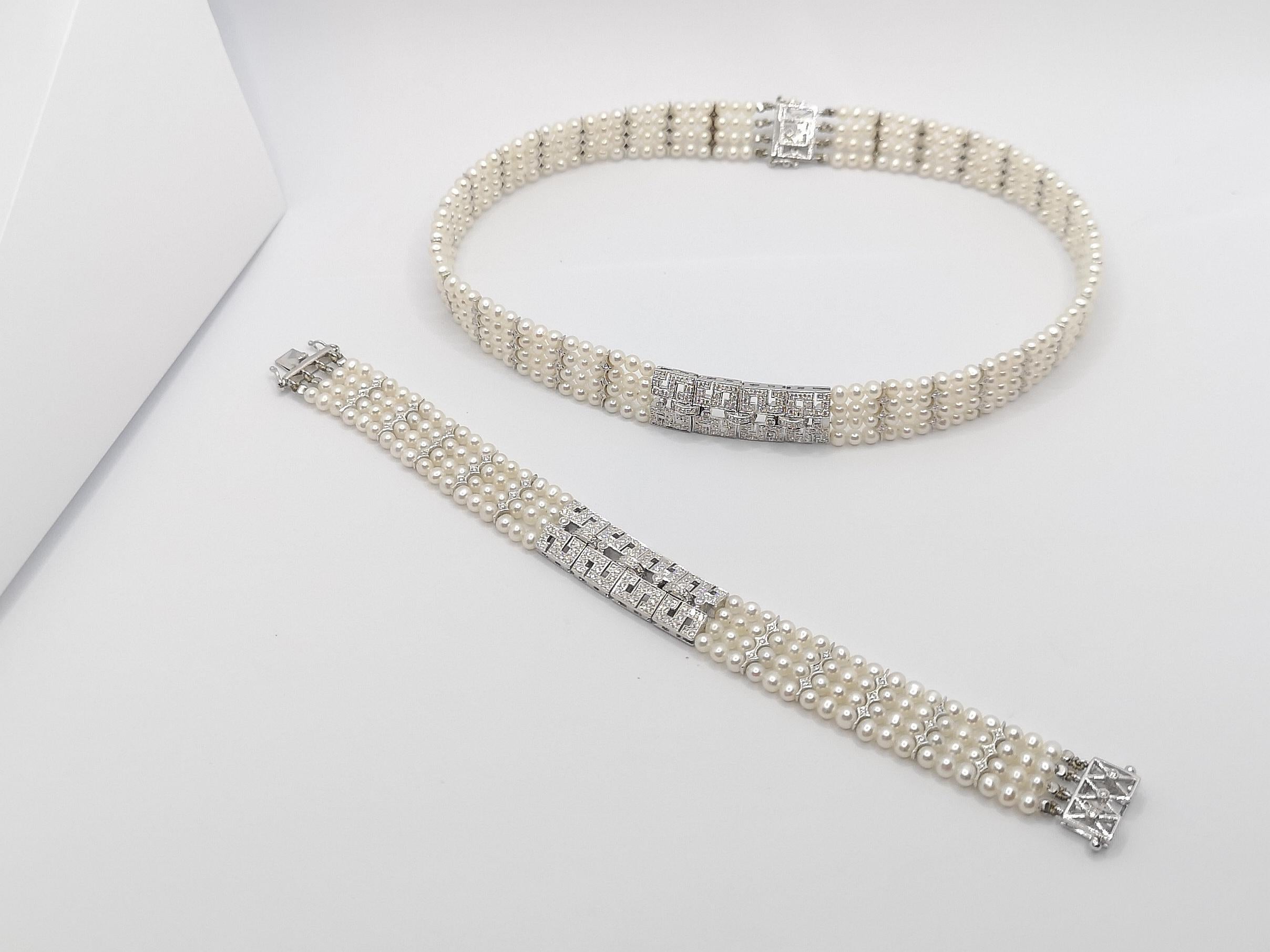 Fresh Water Pearl with Diamond 0.75 Carat Bracelet Set in 18 Karat White Gold Se For Sale 3