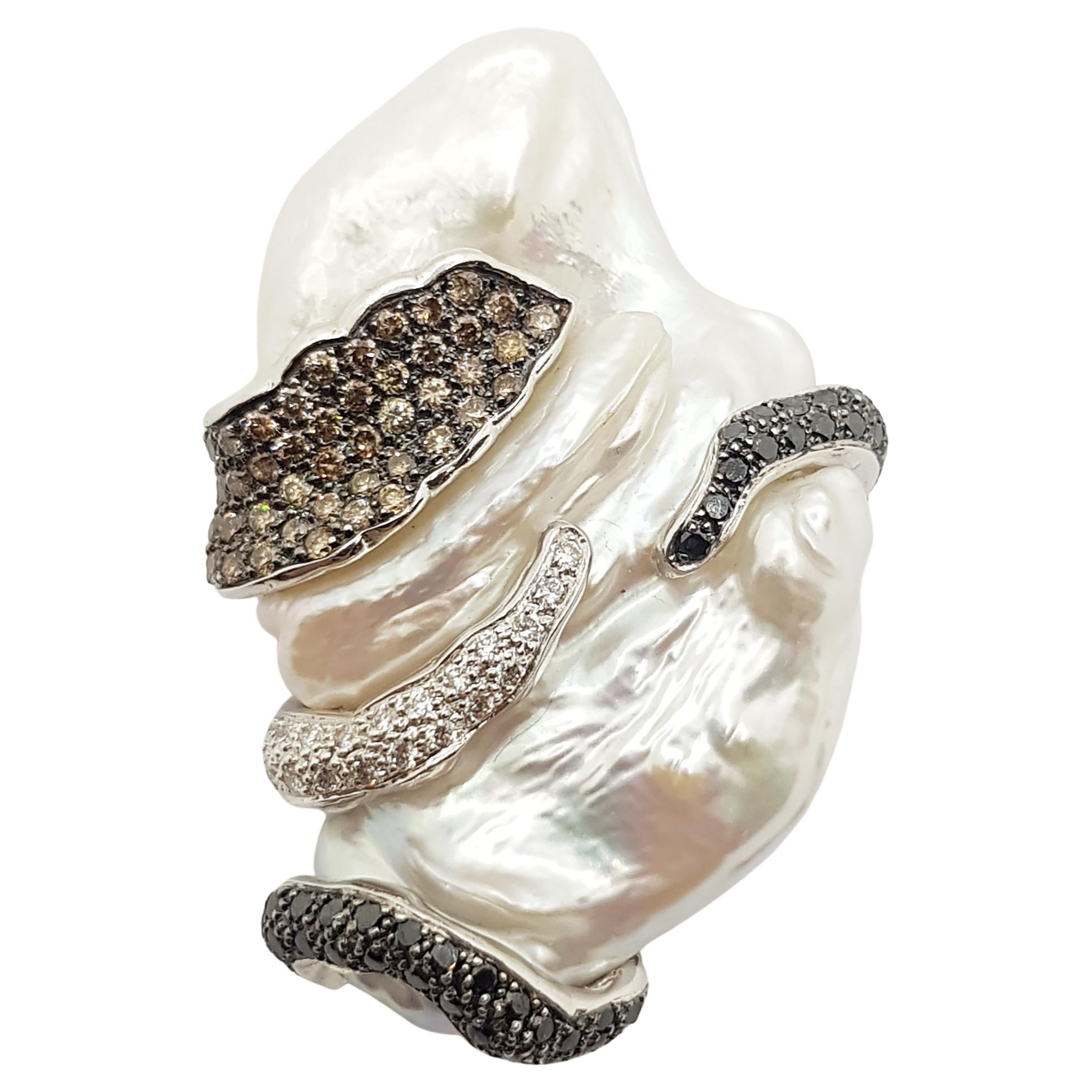 Fresh Water Pearl with Diamond, Black Diamond Pendant in 18 Karat White Gold For Sale