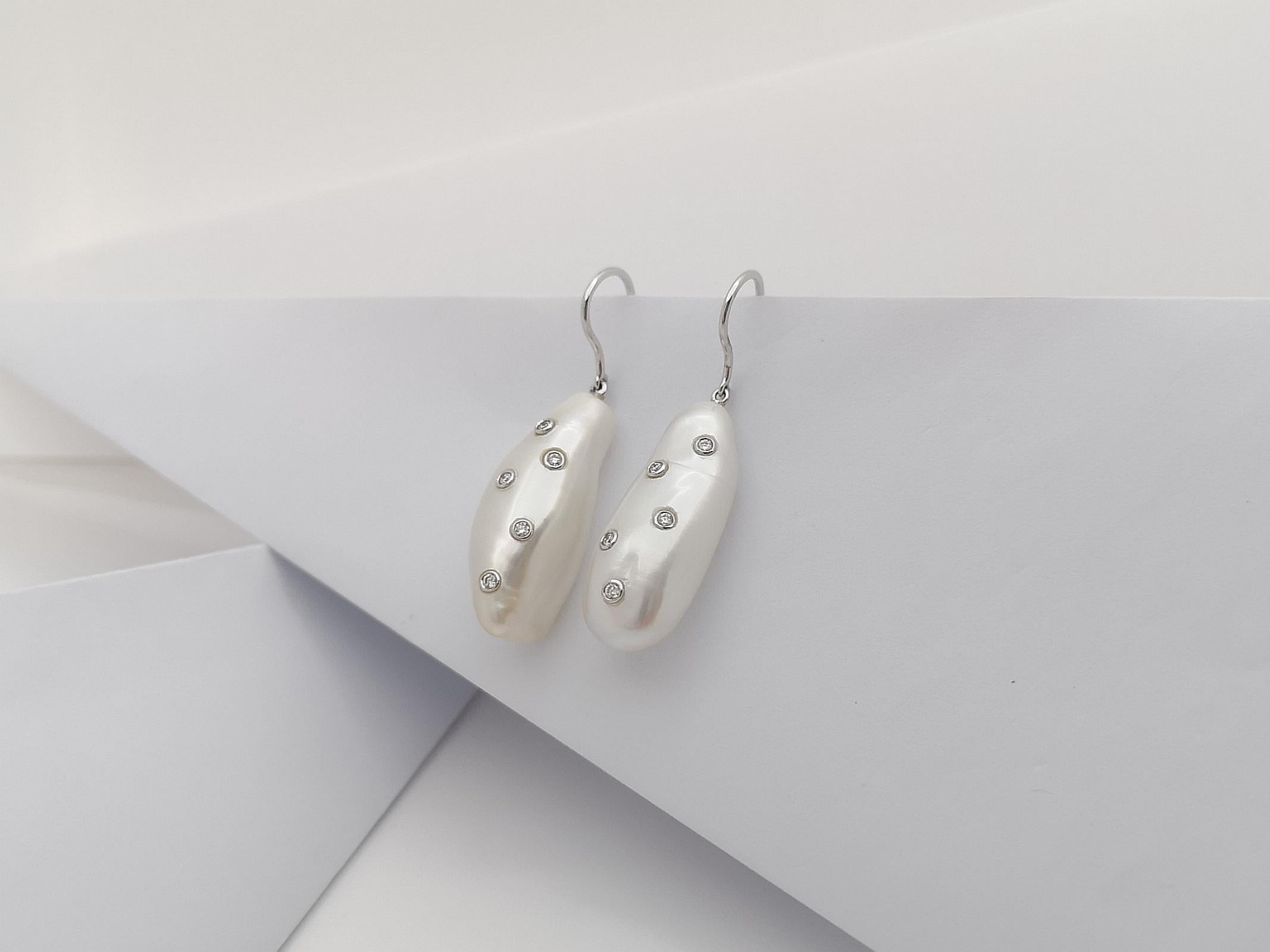 Brilliant Cut Fresh Water Pearl with Diamond Earrings Set in 18 Karat White Gold Settings For Sale