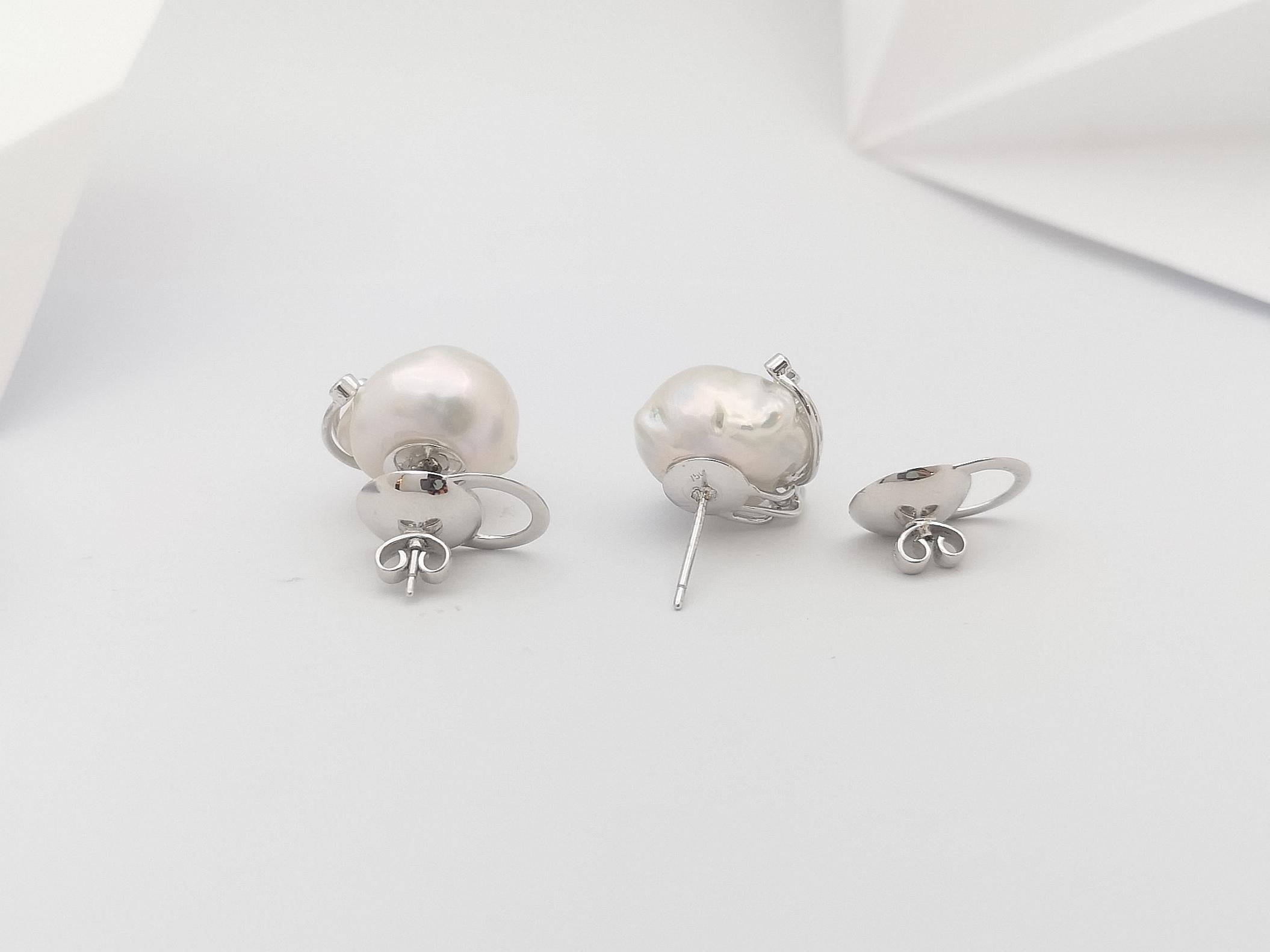 Fresh Water Pearl with Diamond Earrings Set in 18 Karat White Gold Settings For Sale 1