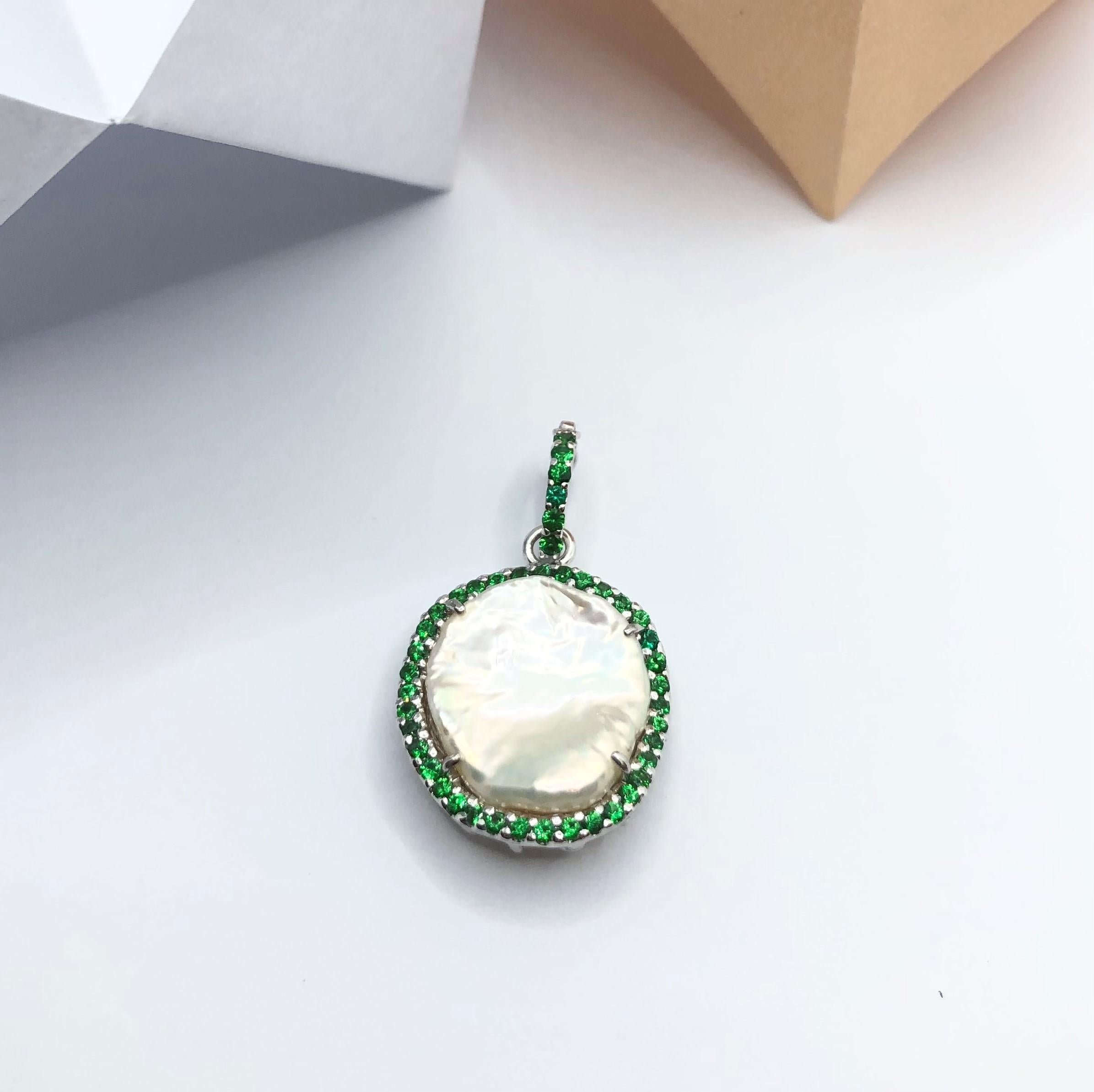 Fresh Water Pearl with Tsavorite Pendant Set in 18 Karat White Gold Settings For Sale 2