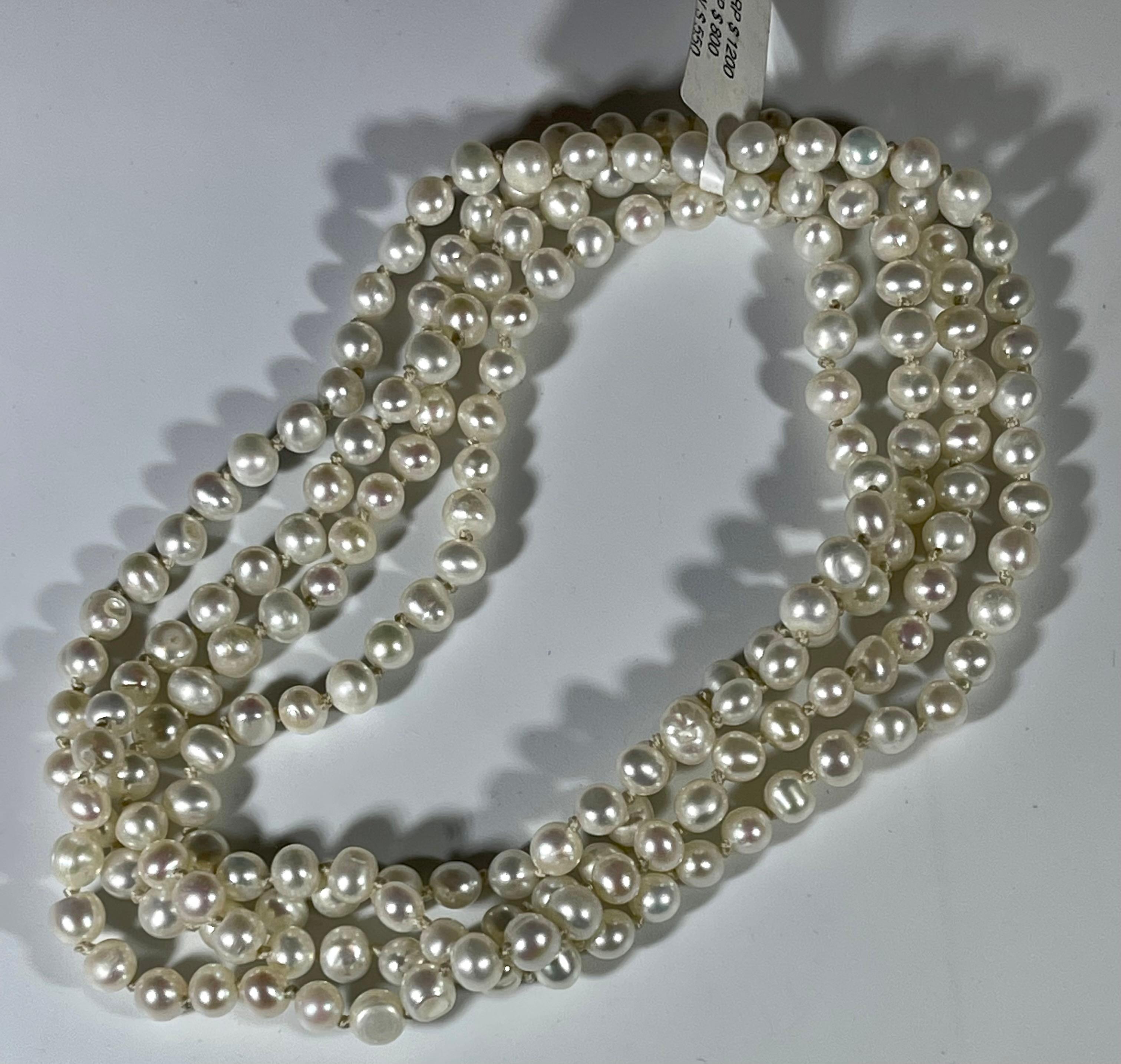 Einreihige Halskette aus Süßwasserperlen, Opernlänge im Zustand „Hervorragend“ im Angebot in New York, NY