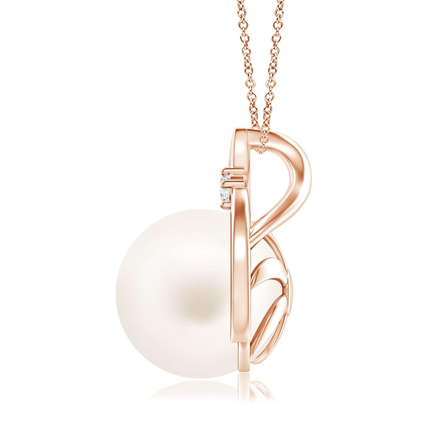 A modern take on the vintage wishbone pattern, this pearl pendant necklace in 14K rose gold is designed to evoke an old-world charm. The intricately set Freshwater cultured pearl looks breathtakingly beautiful. Uniquely designed bale lends a touch