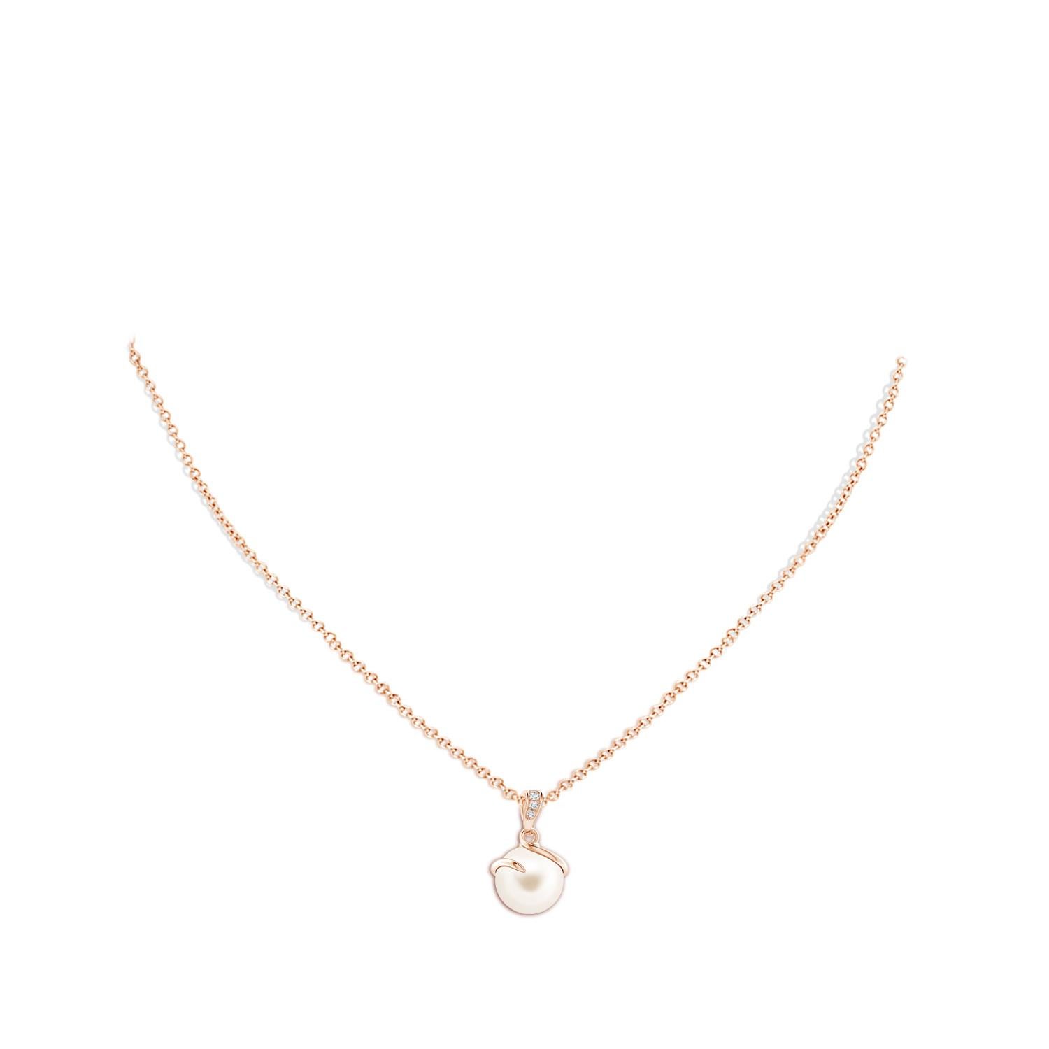 Taille cabochon Pendentif spirale en or rose 14 carats avec perles de culture d'eau douce et diamants en vente