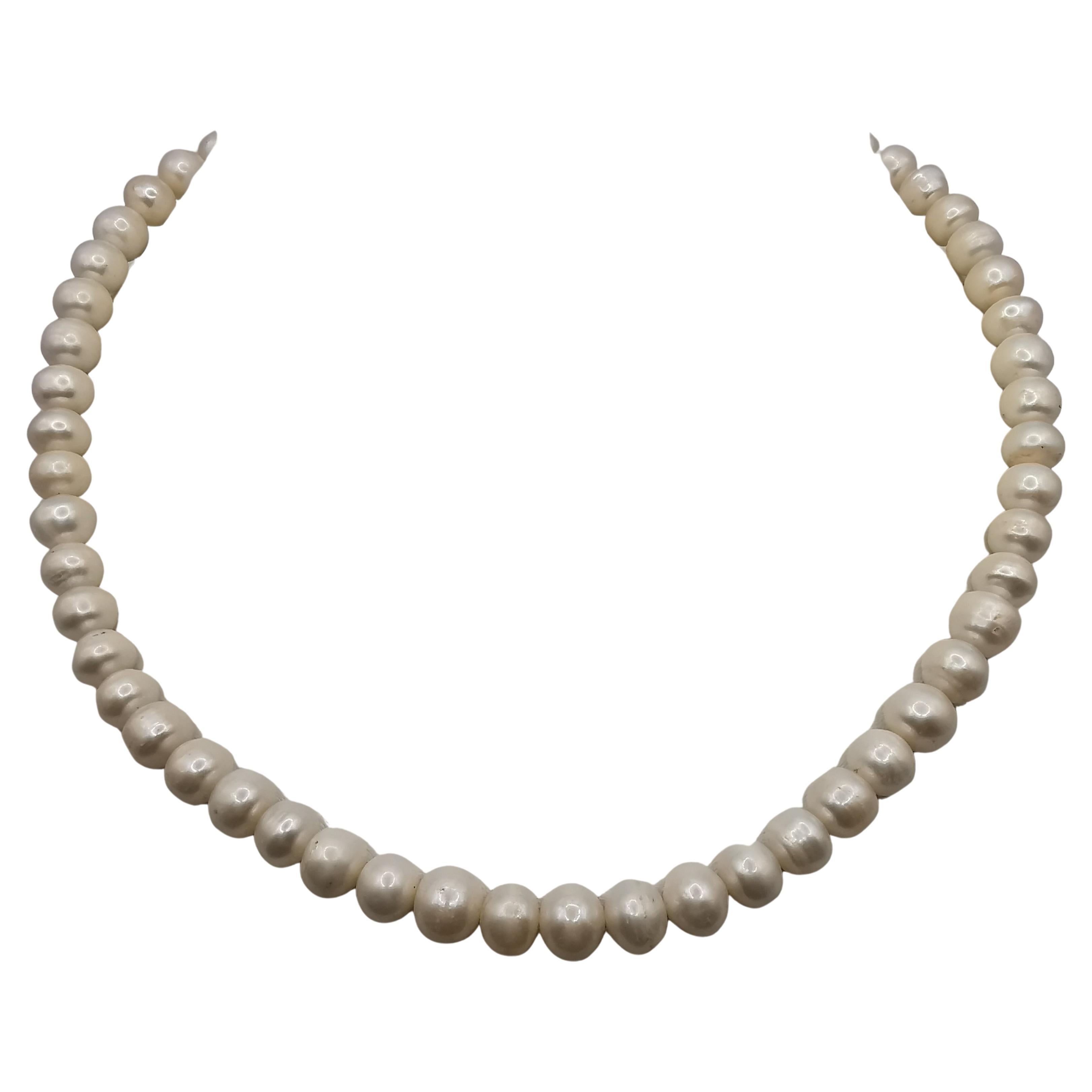 Collier de perles de culture blanches d'eau douce en vente