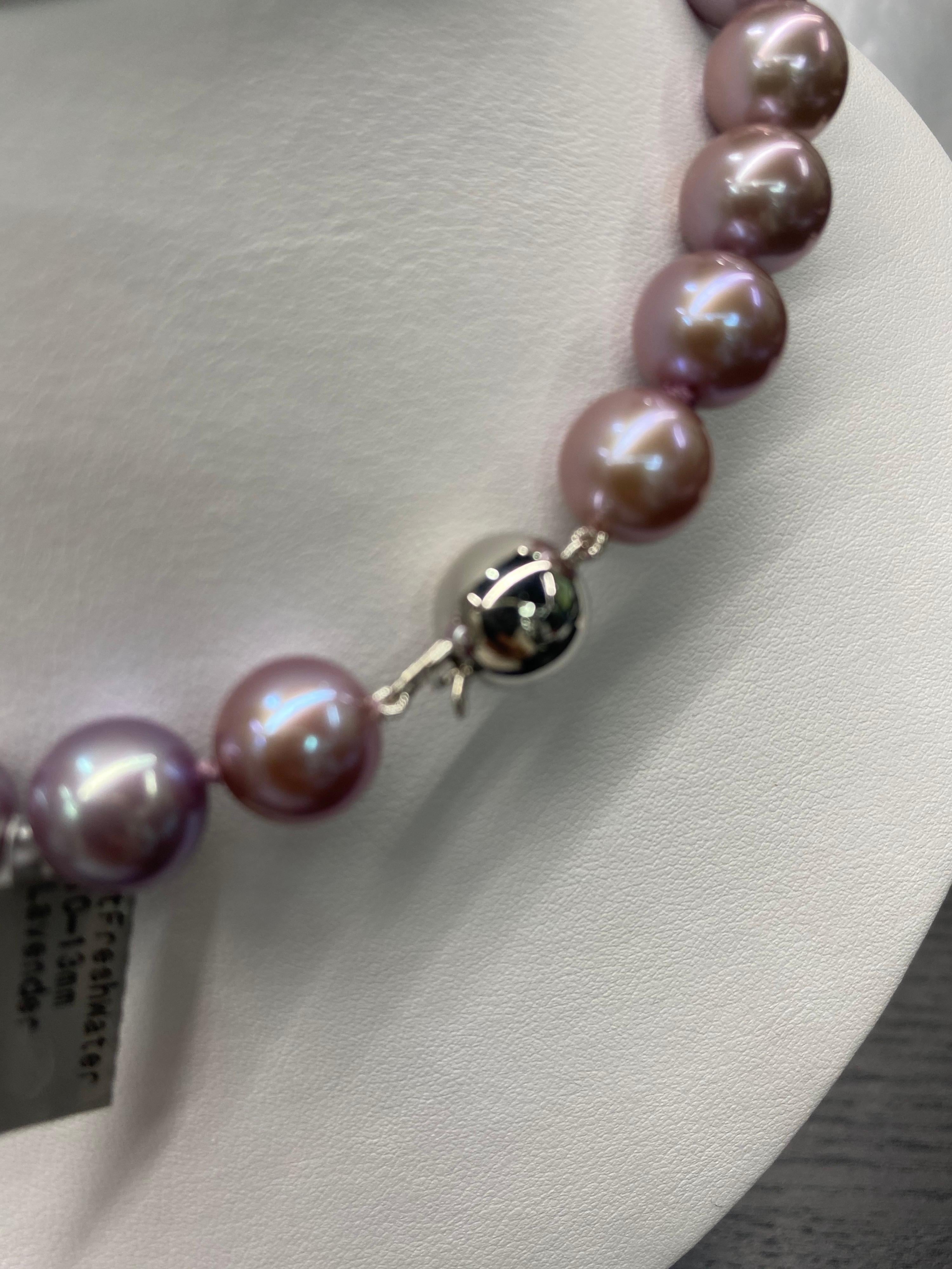 Süßwasser-Lavendel-Perlenstrang-Halskette 14 Karat Weißgold 3
