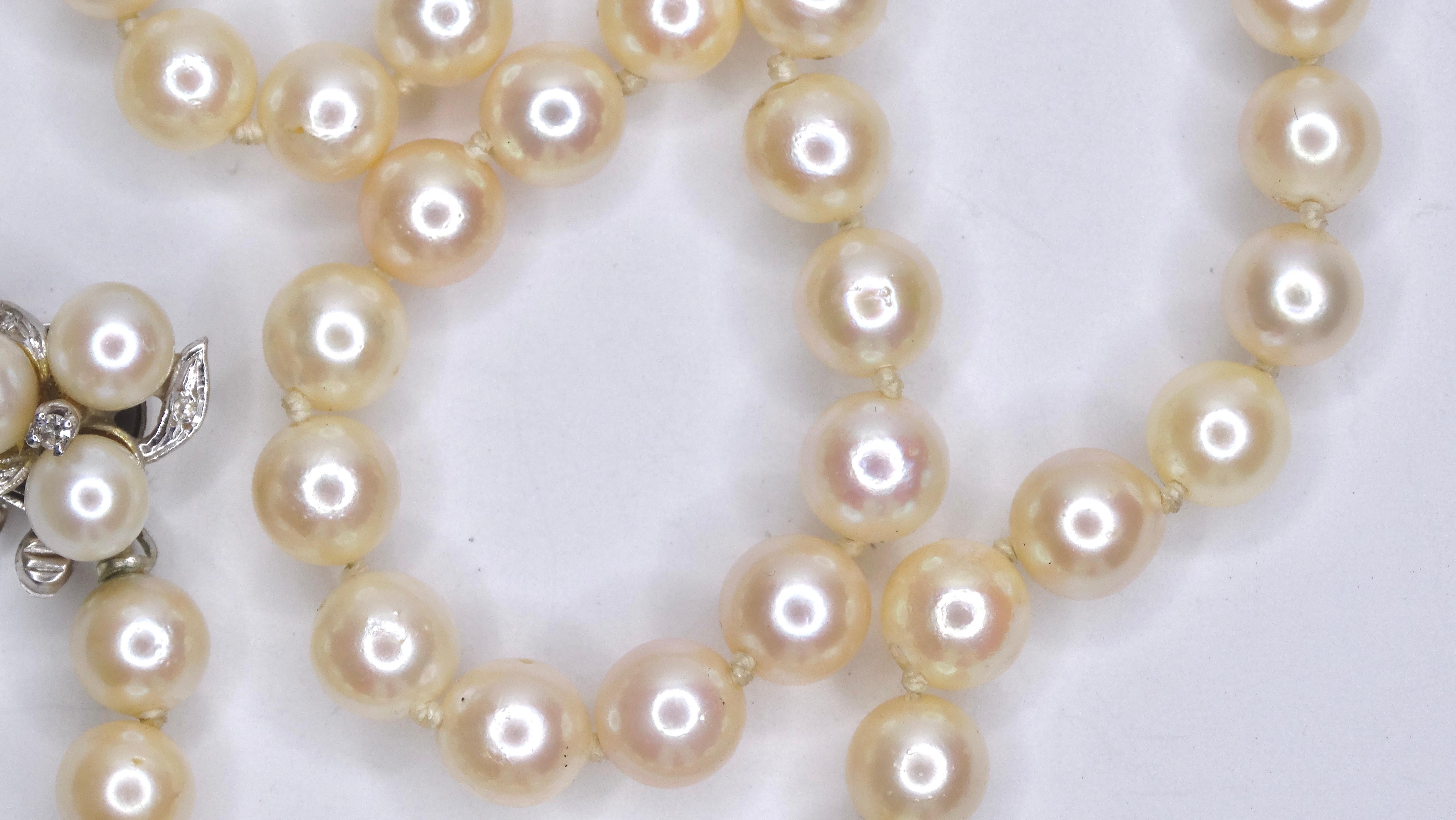 Freshwater Pearl and Diamond Necklace In Excellent Condition For Sale In Scottsdale, AZ