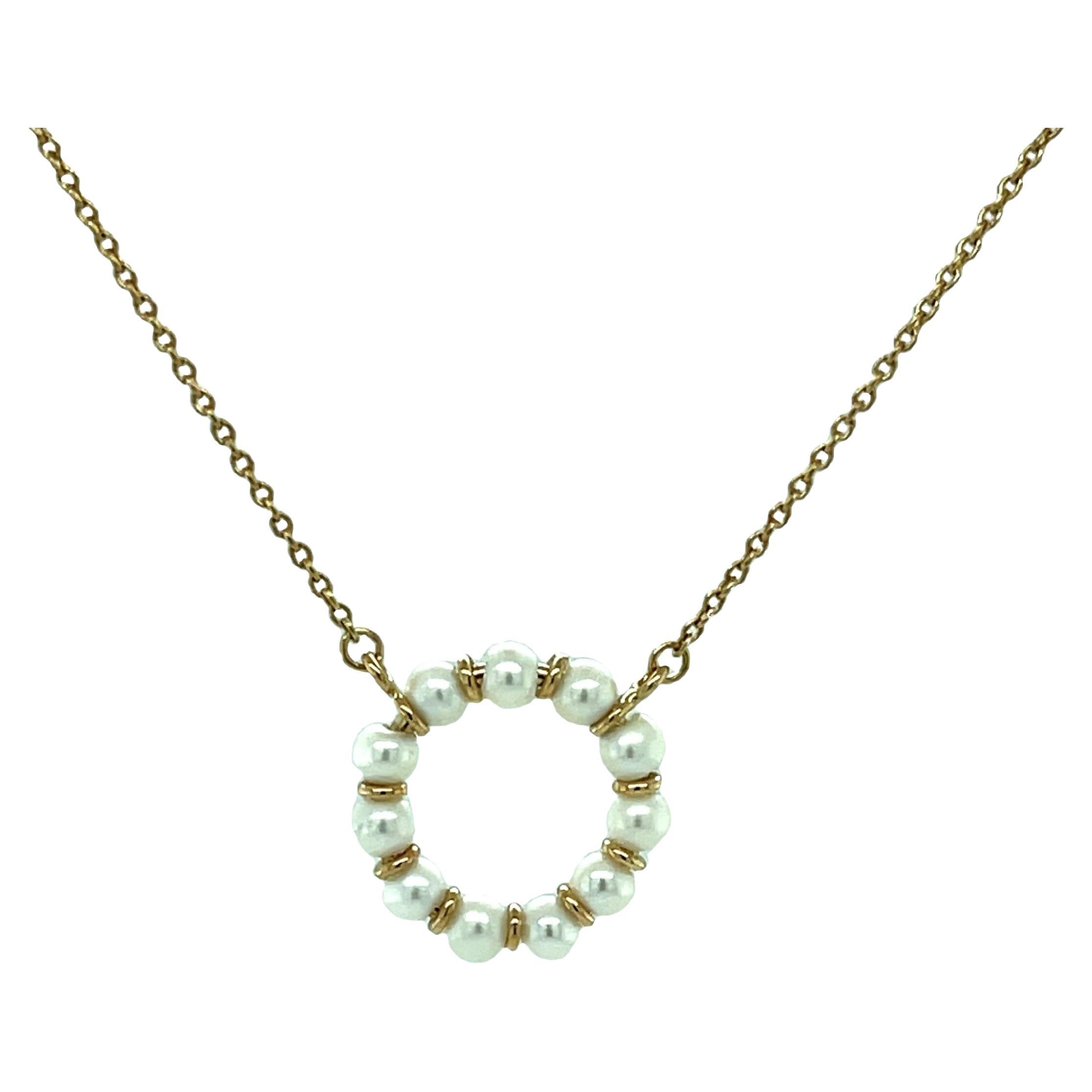 Freshwater Pearl and Yellow Gold "Circle" Necklace For Sale