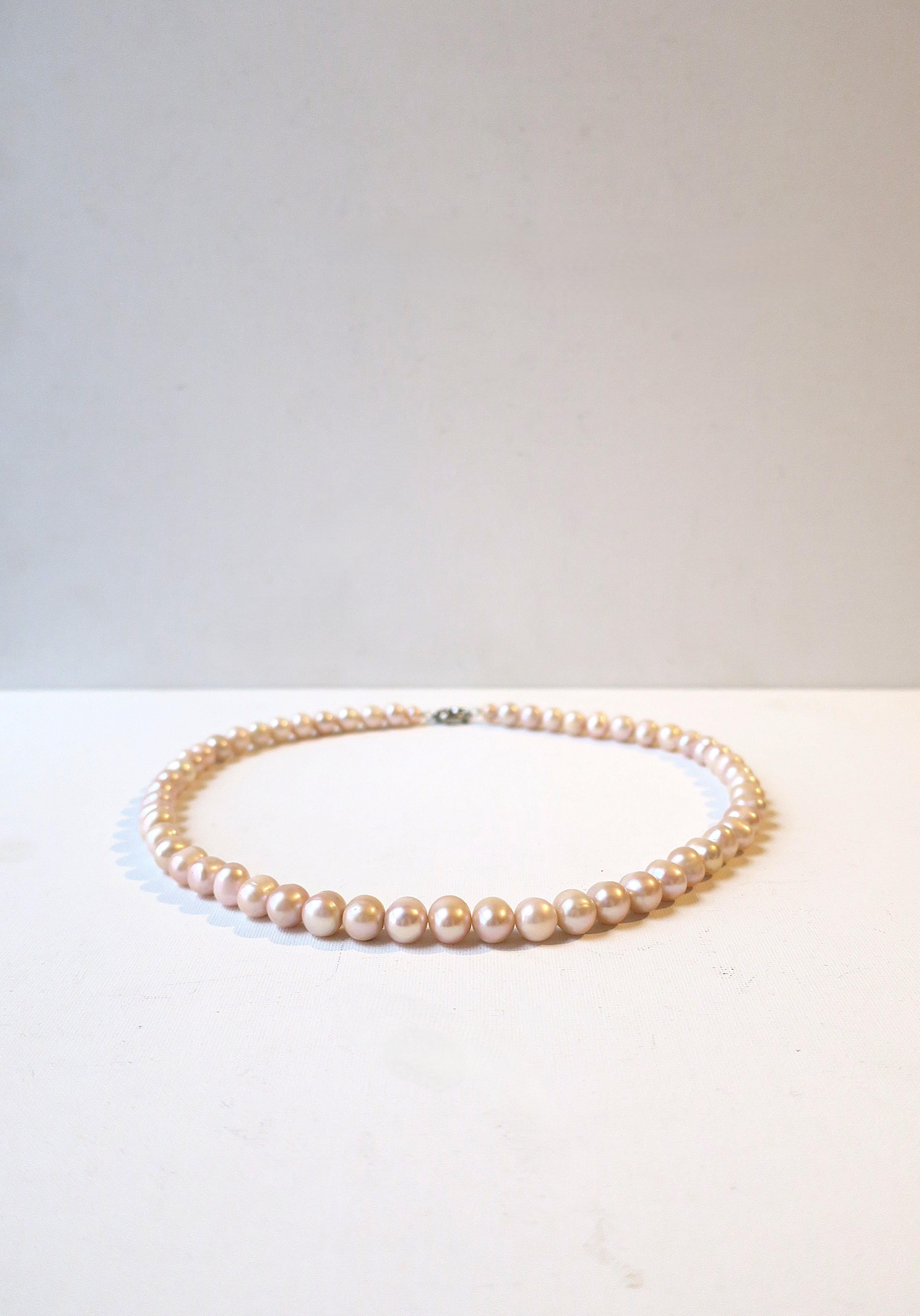 Freshwater Pearl Bead Necklace For Sale 1