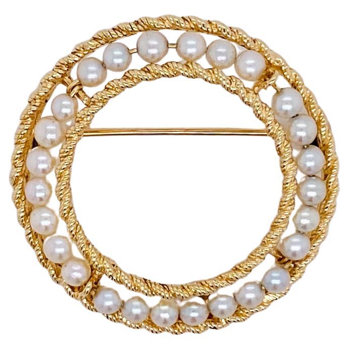 Pearl & Gold Rope Circle Brooch 1.25" Diameter in 14 Karat Yellow Gold For Sale