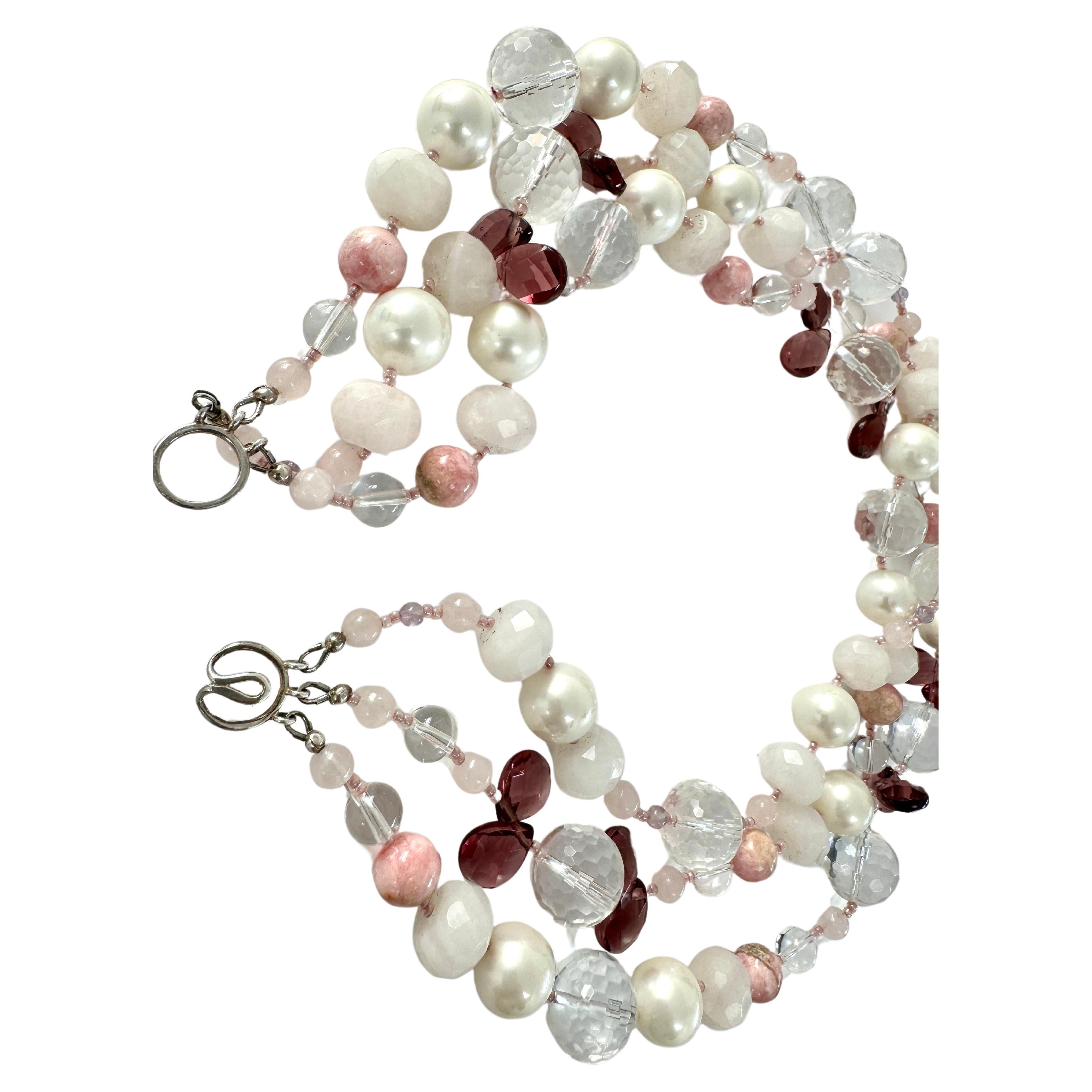 Freshwater Round Pearl CrystalThree Strand Chocker Necklace
Handmade statement three strand, large round luster pearl, crystal, roses quartz, amethyst beads necklace. Sterling clasp about 20