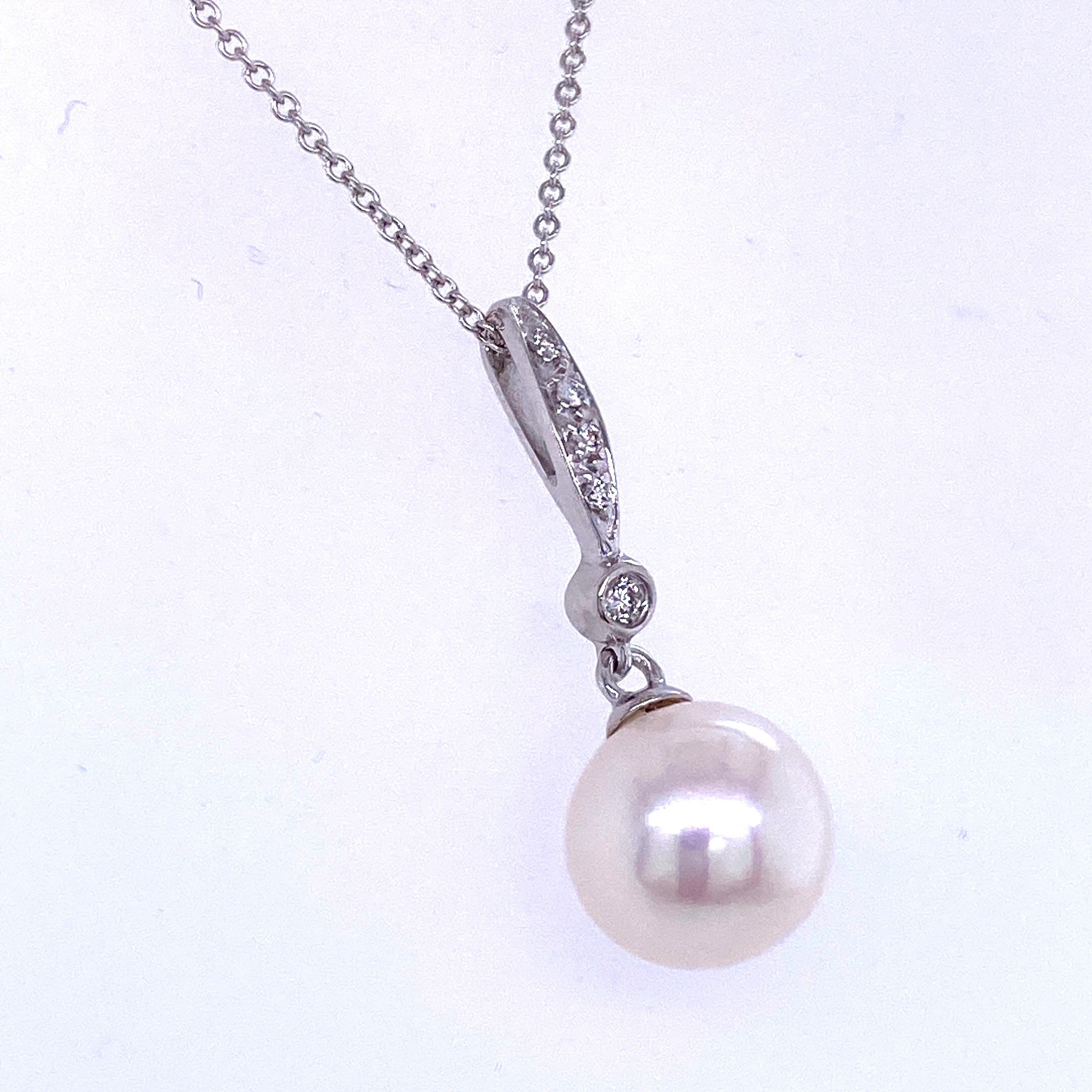 Round Cut Freshwater Pearl Diamond Drop Pendant Necklace 14 Karat White Gold