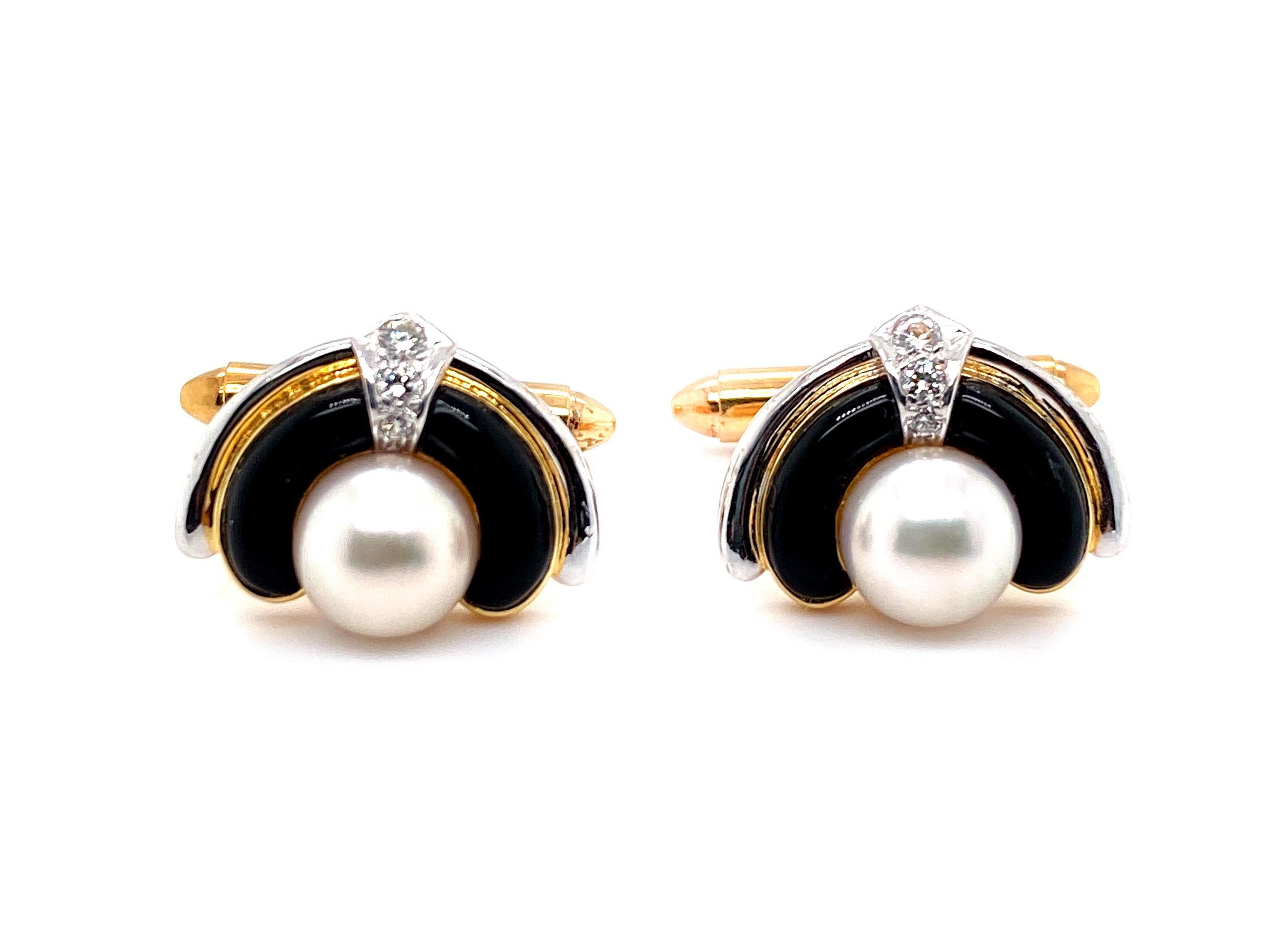 A classic 18 karat white and yellow gold piece with a timeless appeal. Each cufflink in this pair features a beautiful freshwater pearl of 7.88mm size and 3 round collection grade diamonds, bordered by the majestic onyx stone. This piece was