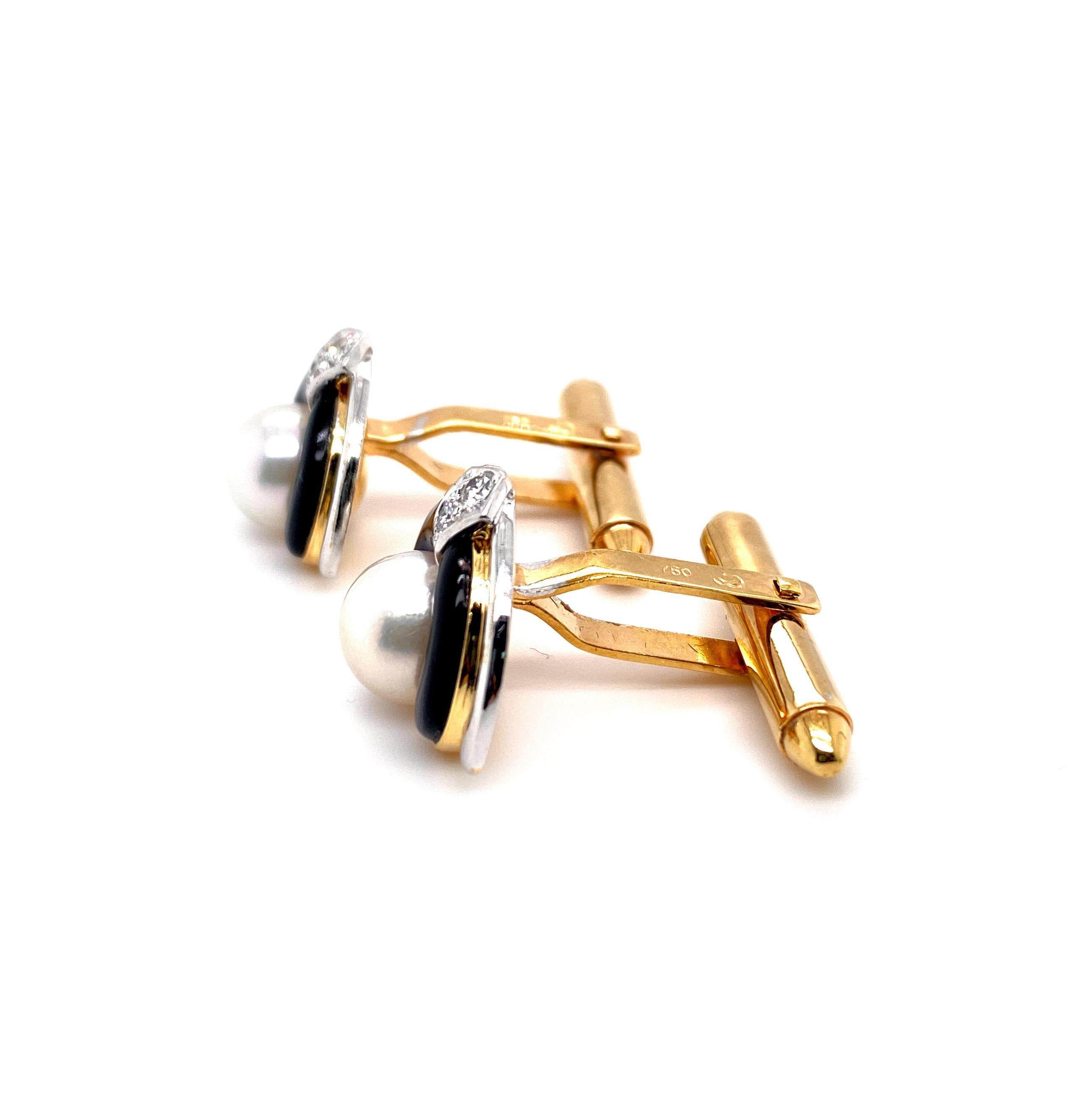 Round Cut Freshwater Pearl and Diamonds Cufflinks in 18 Karat Gold For Sale