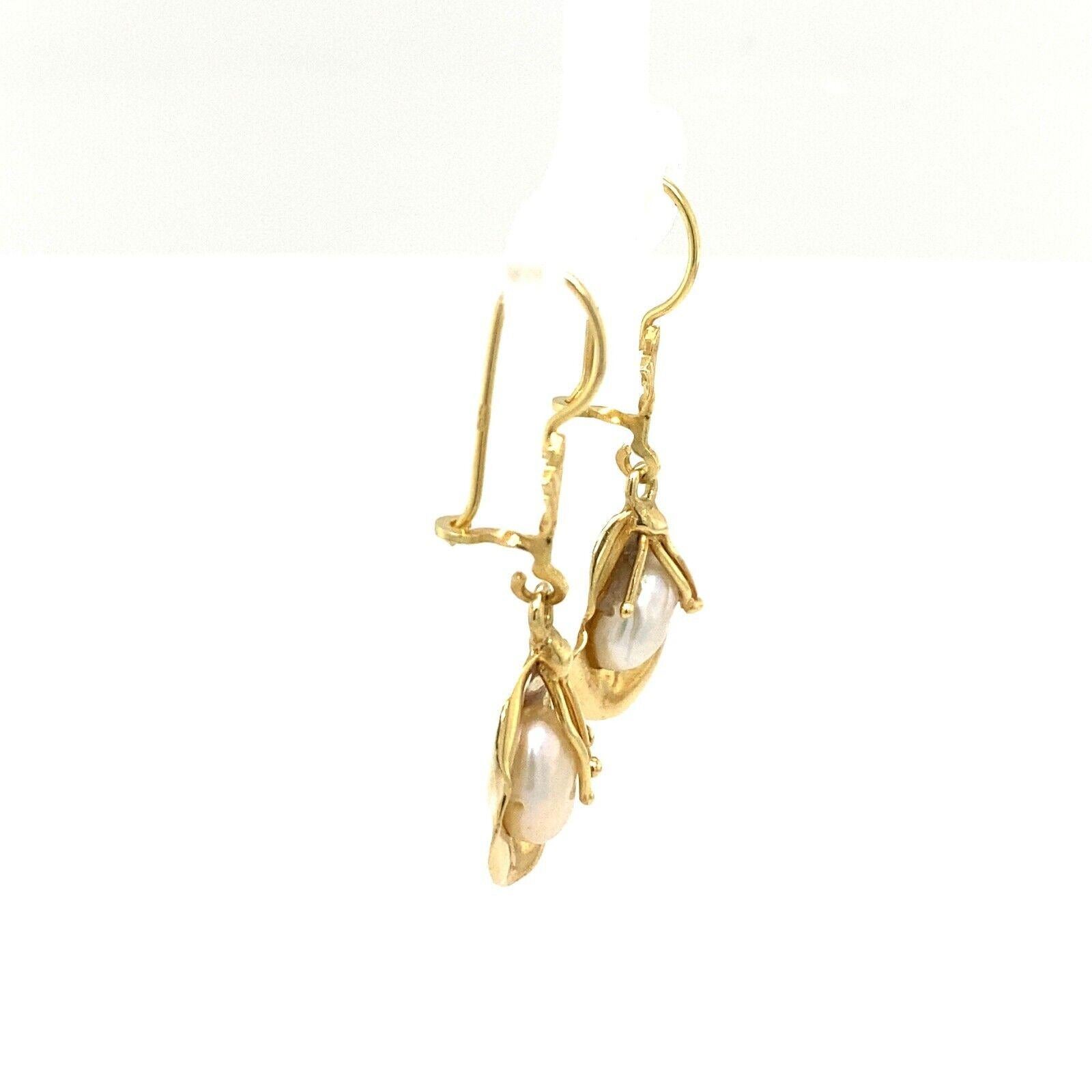 A charming pair of freshwater pearl earrings that are perfect for the elegant, minimalist fashionista. These earrings are crafted in 14ct yellow gold and feature a freshwater pearl drop that is sure to make you the center of attention.

Additional