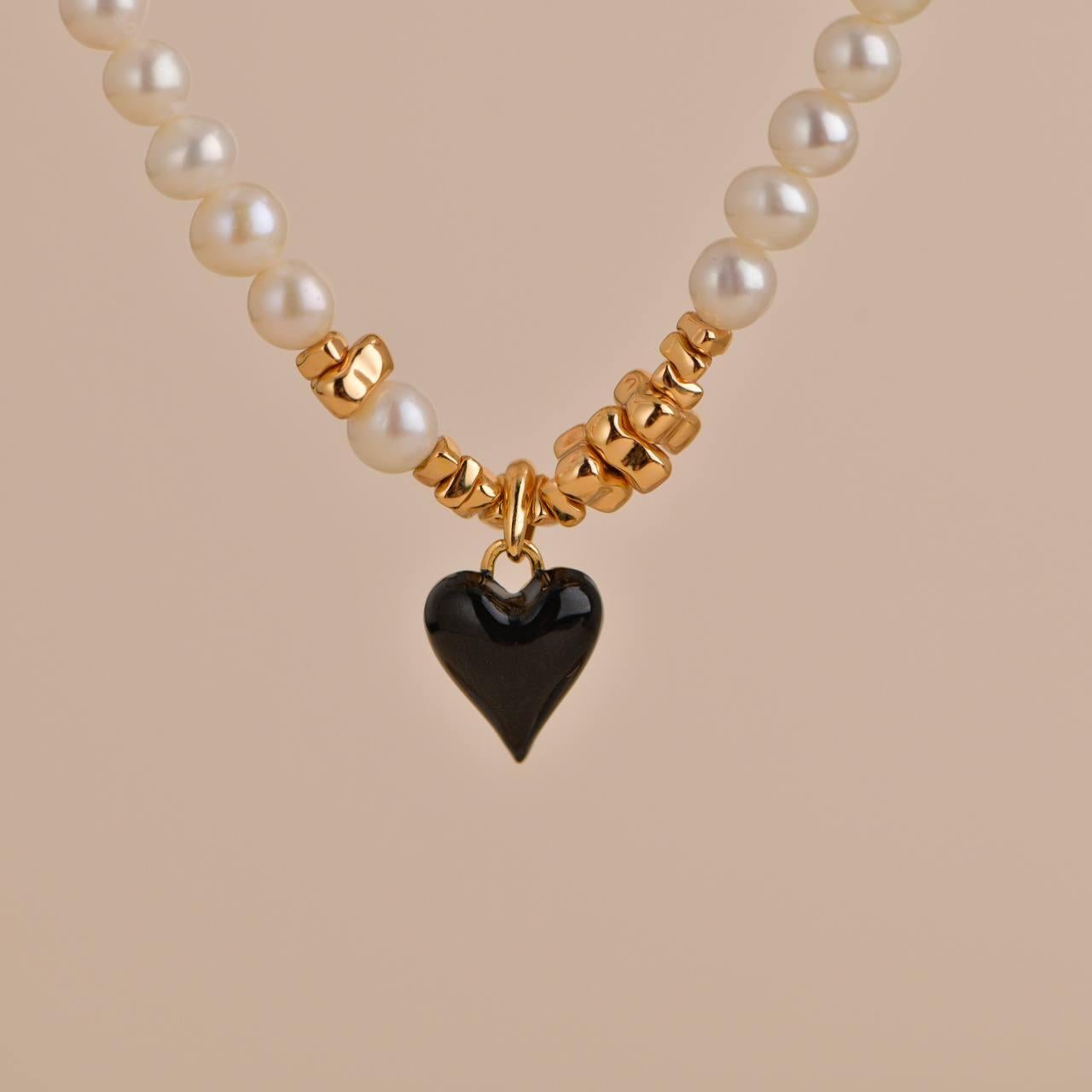 Freshwater Pearl Gold Heart Charm Necklace For Sale 2
