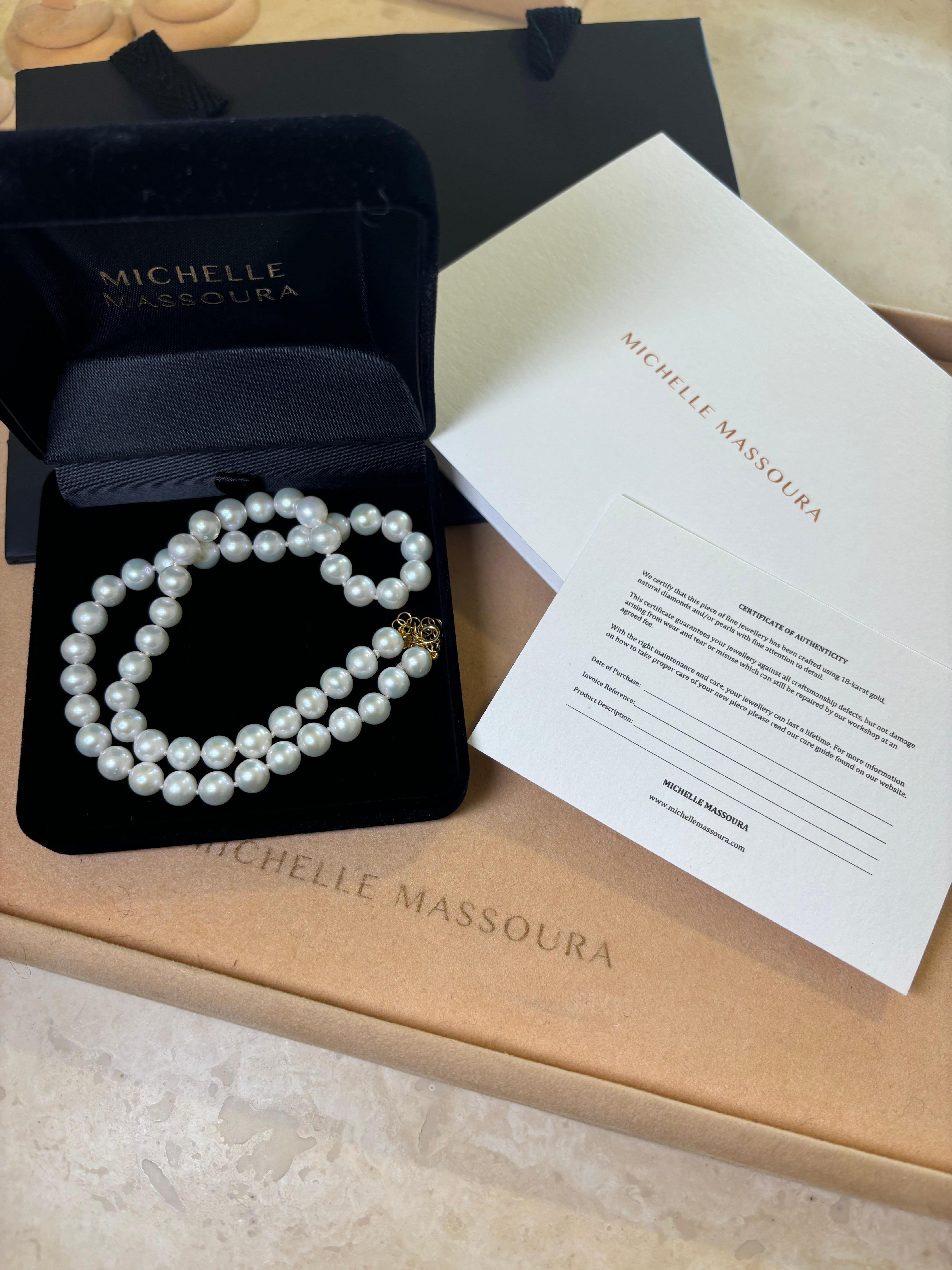 Freshwater pearl necklace, 18Karat Yellow Gold, 7-7.5mm For Sale 4