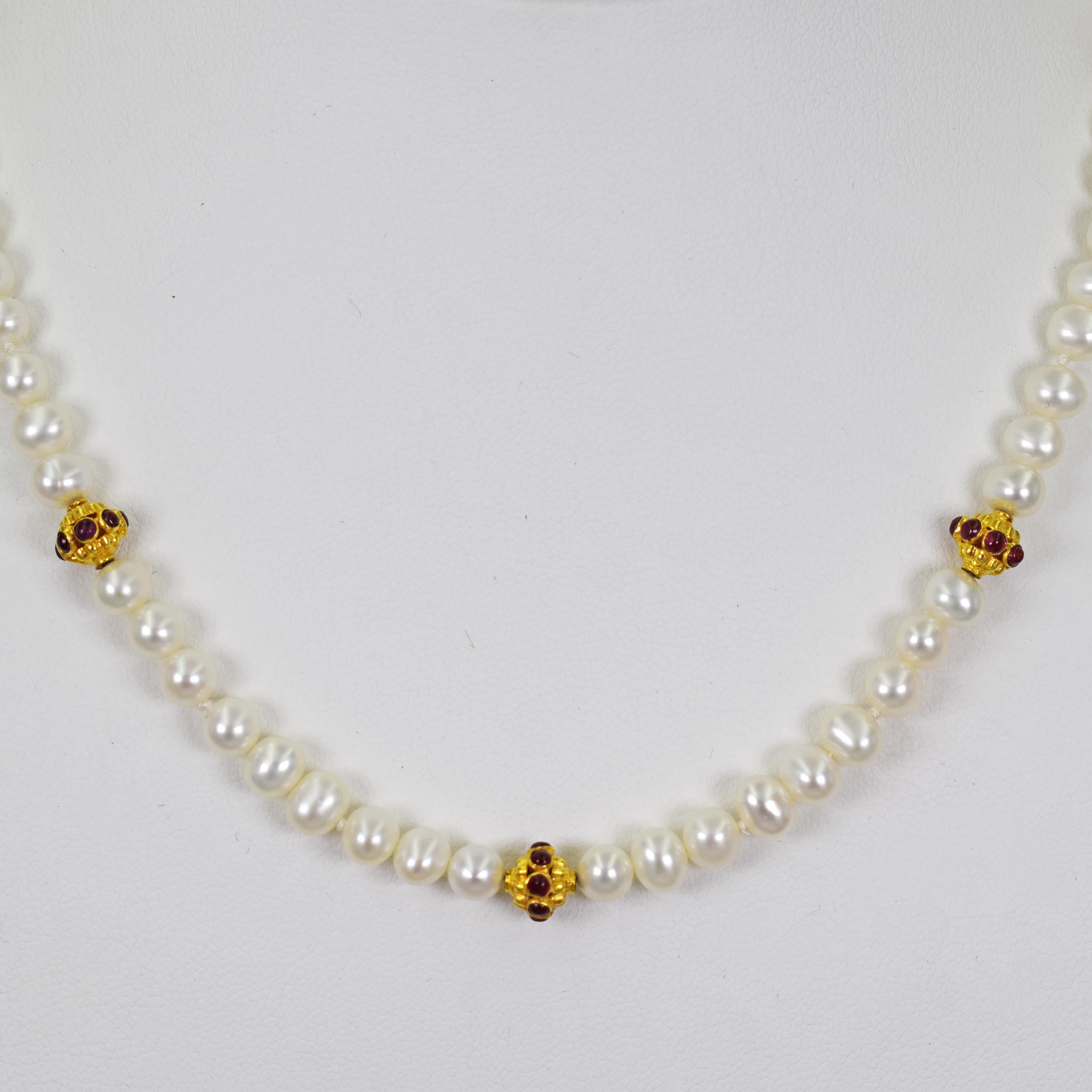 22 carat gold pearl necklace