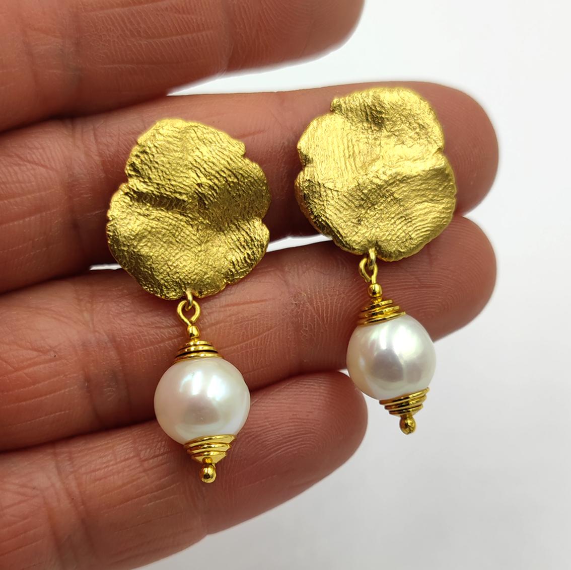 Freshwater Pearl Silver Gold Plate Hand Made Artist Design Clip-On Earrings In New Condition For Sale In Warszawa, PL